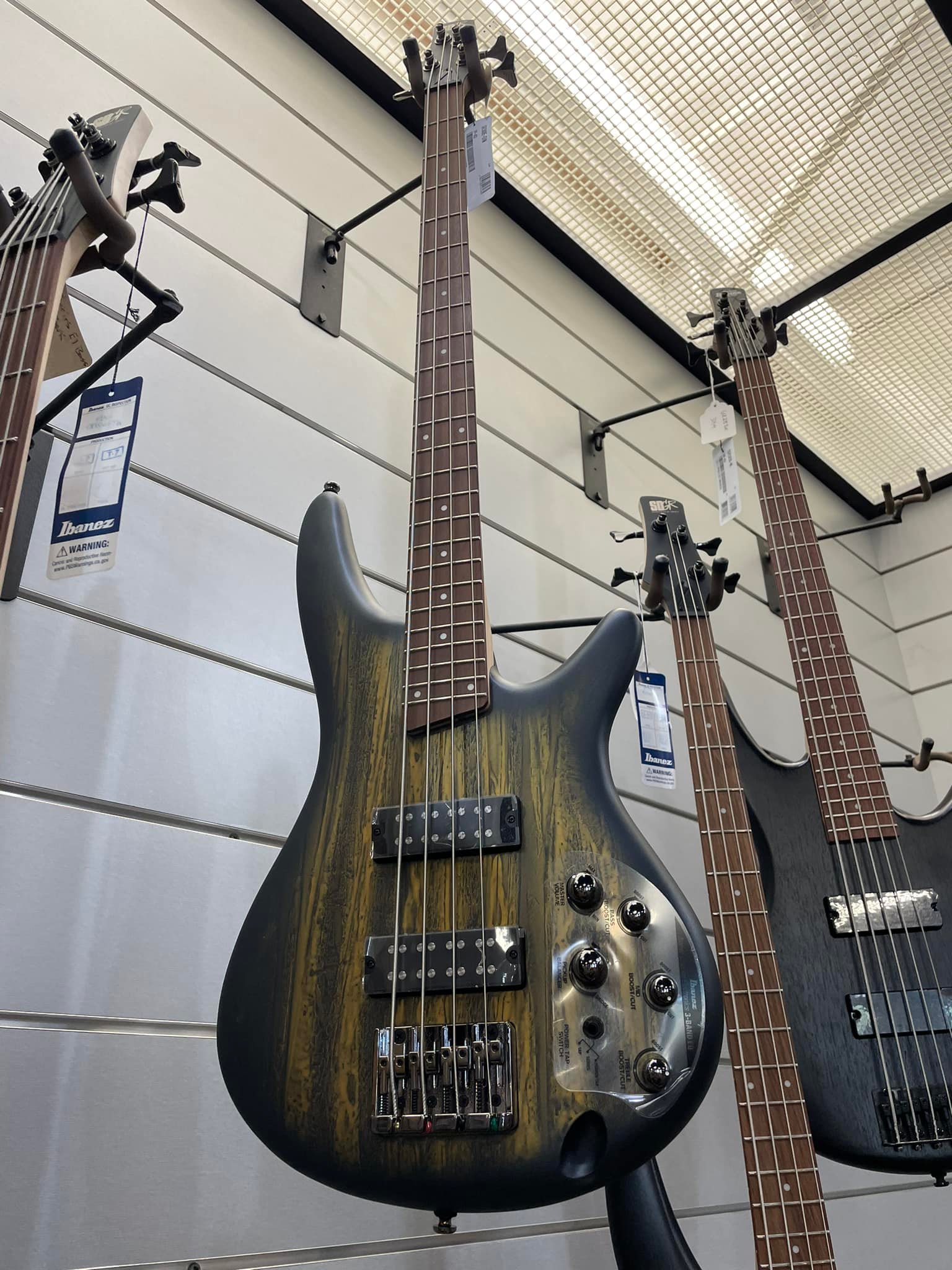 What is an Ibanez GSR300 bass guitar?