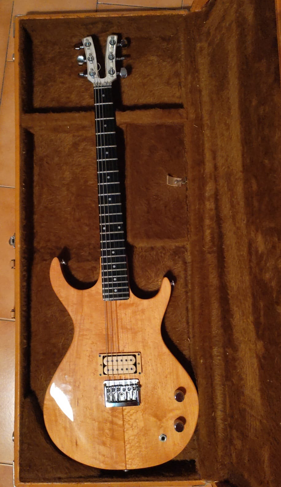 Remembering my first Kramer ZX20 guitar