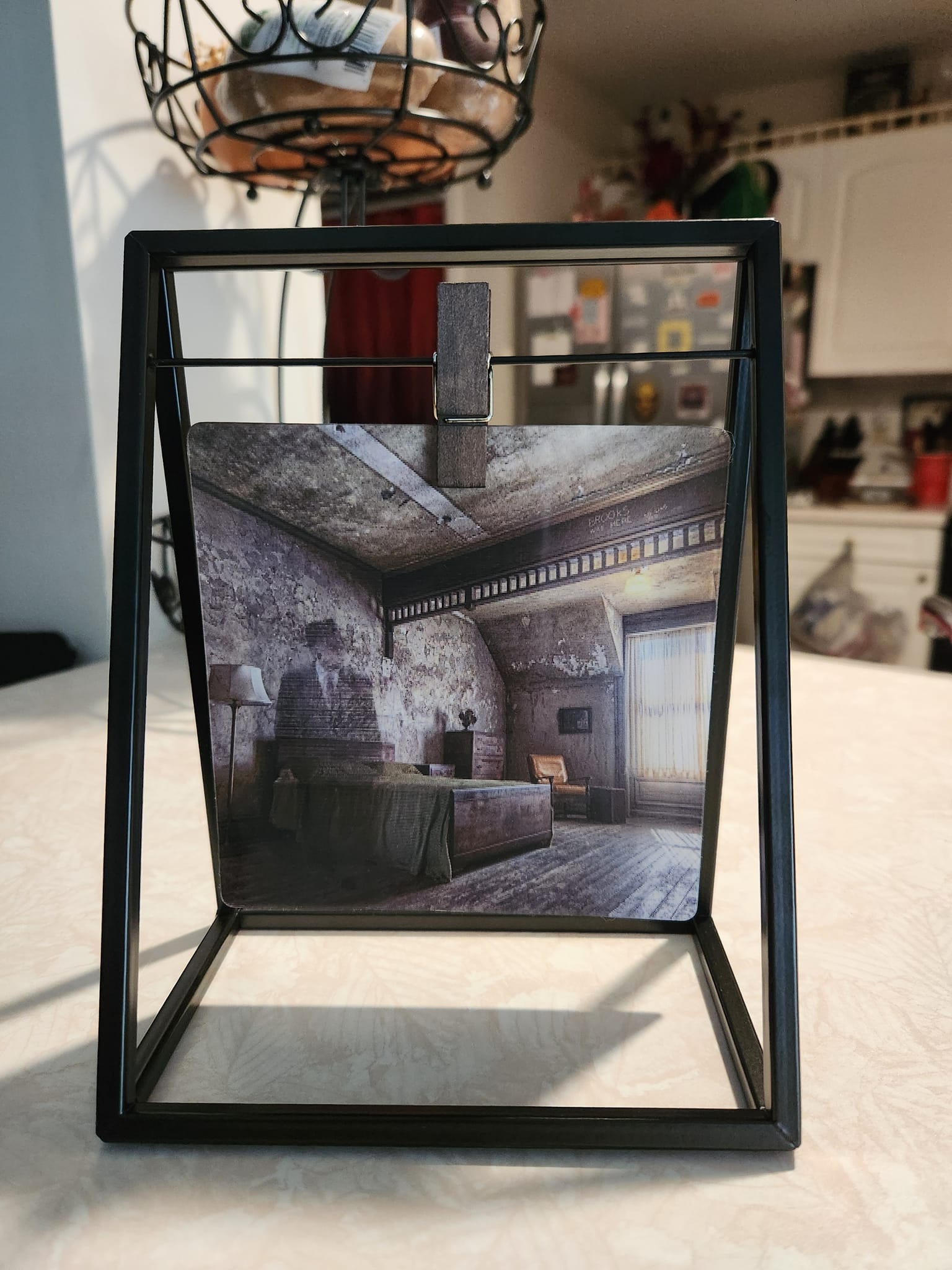 Quadro Clip Frame 13x19 inch Borderless Frame Armenia