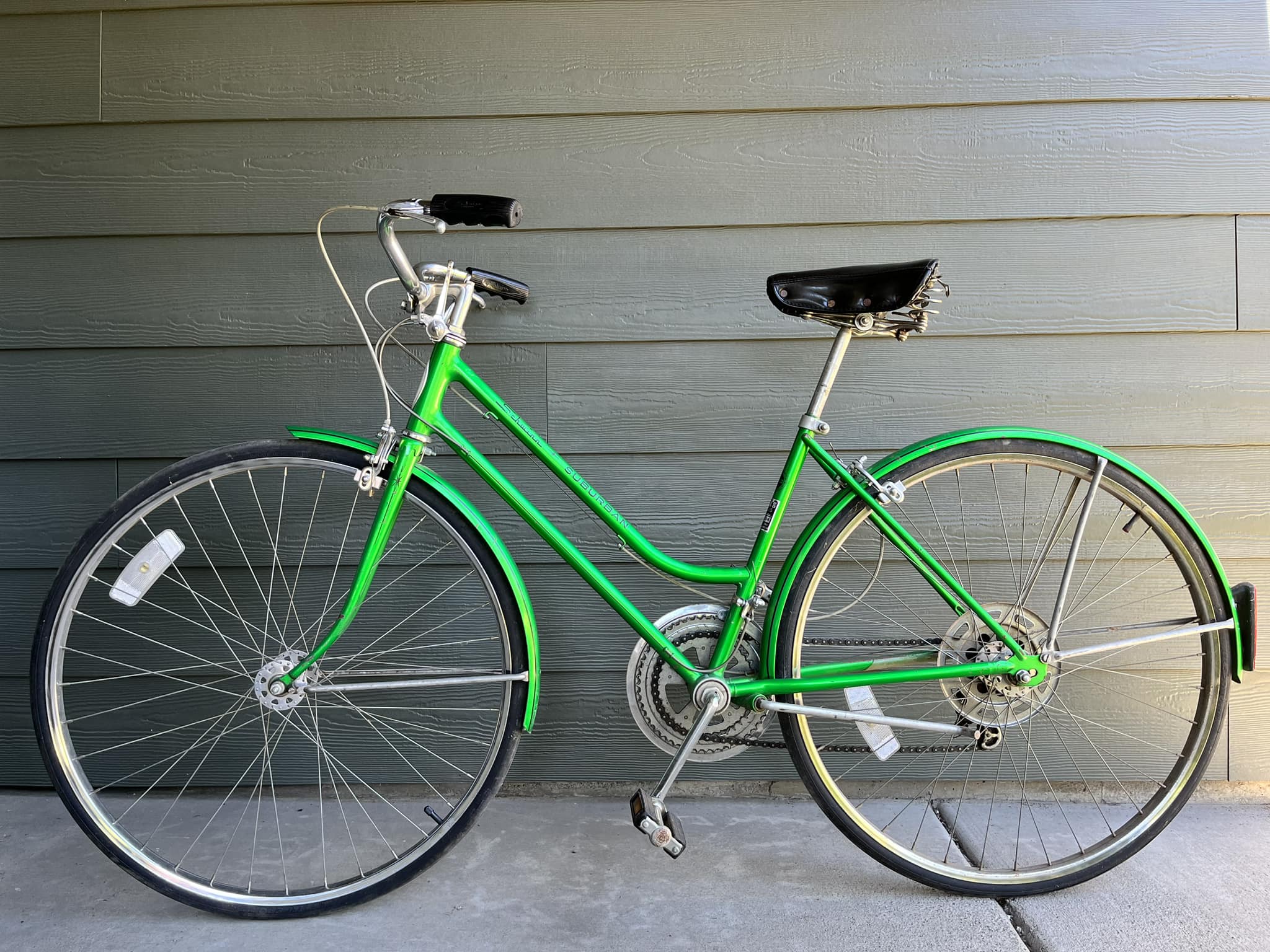1974 schwinn bicycle STK 10488 Breeze 1974 Schwinn Schwinn Varsity Green