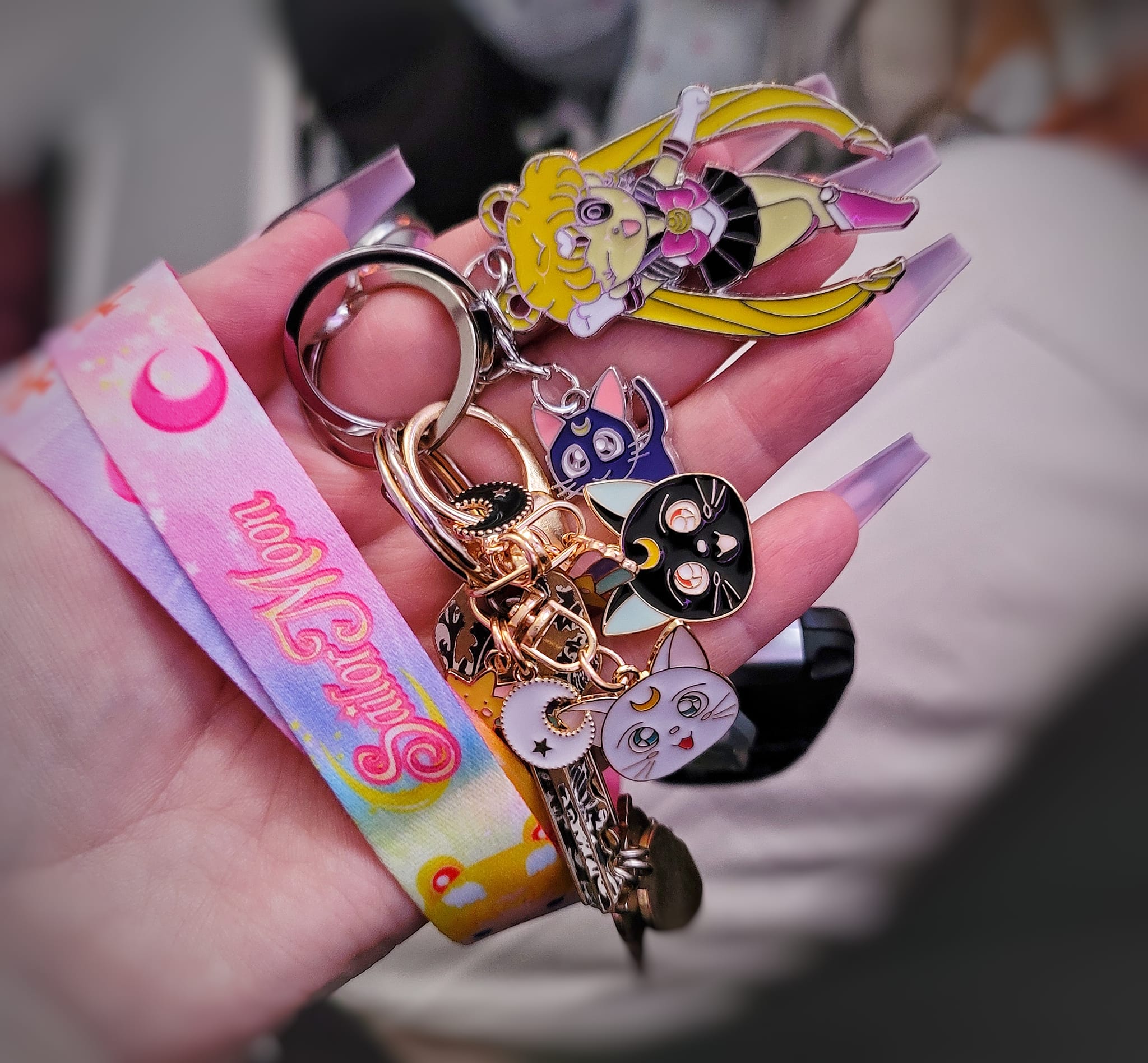 new keychain was looking for these for a while 💖