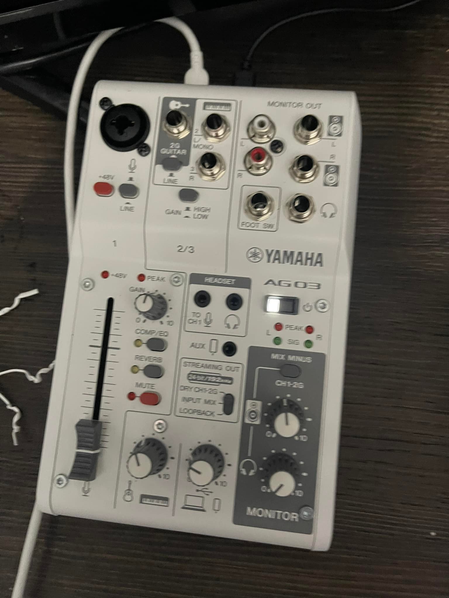 How to configure Yamaha AG03 for live streaming?