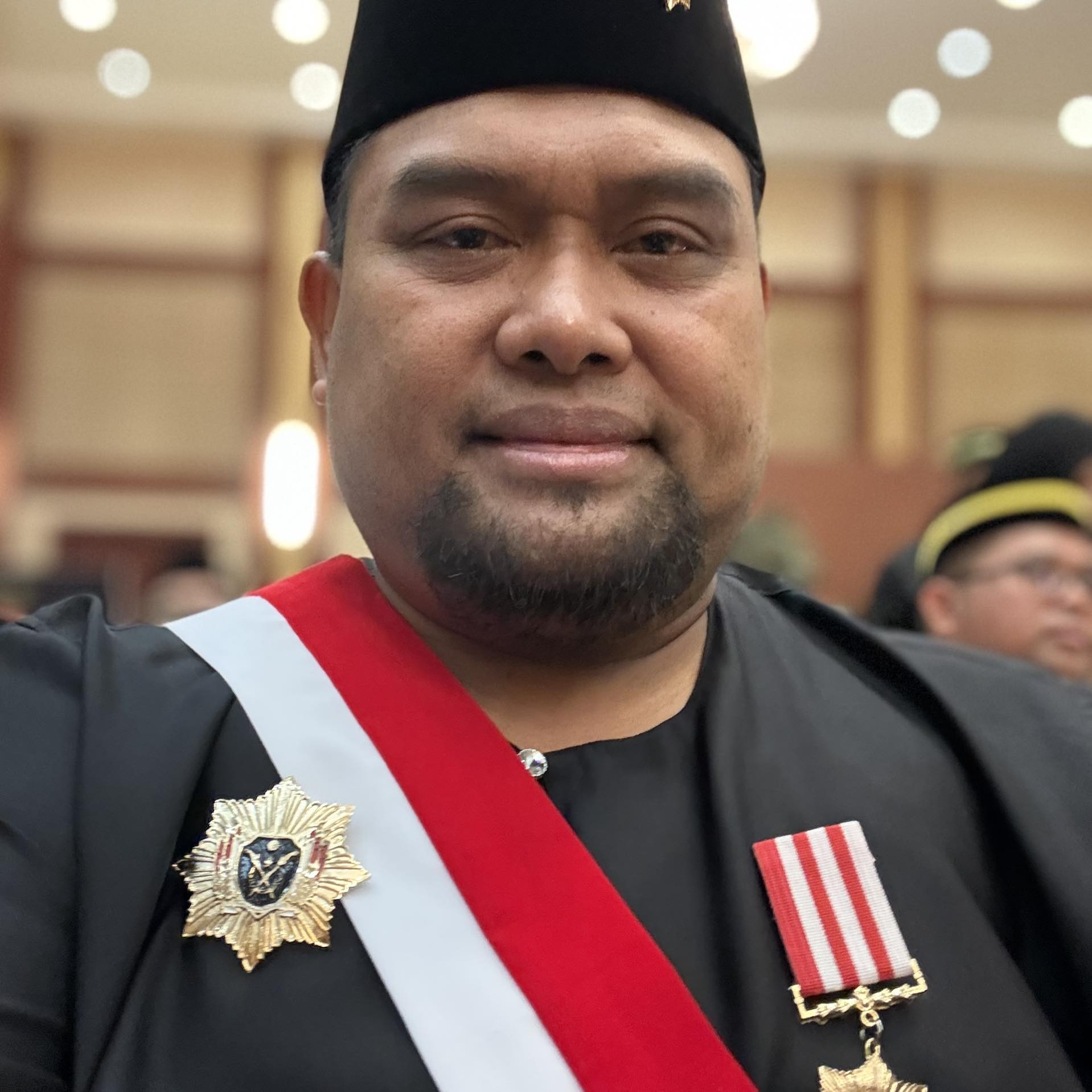 Azlan Oppier