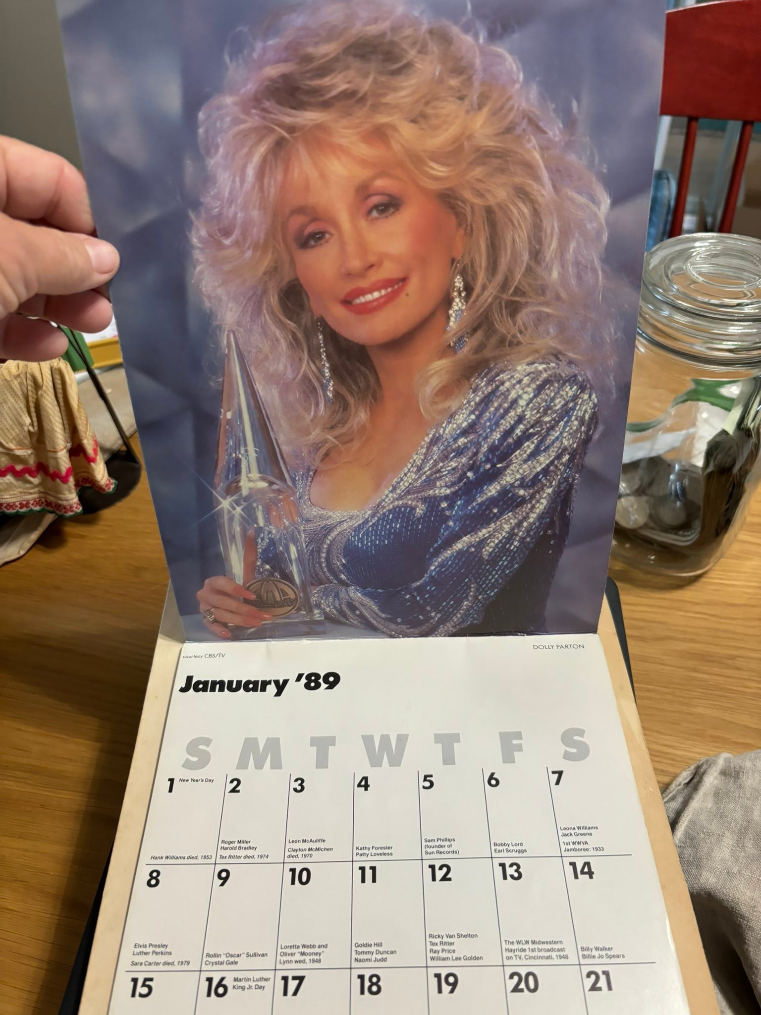 Free 1989 Country Music Calendar for Pickup