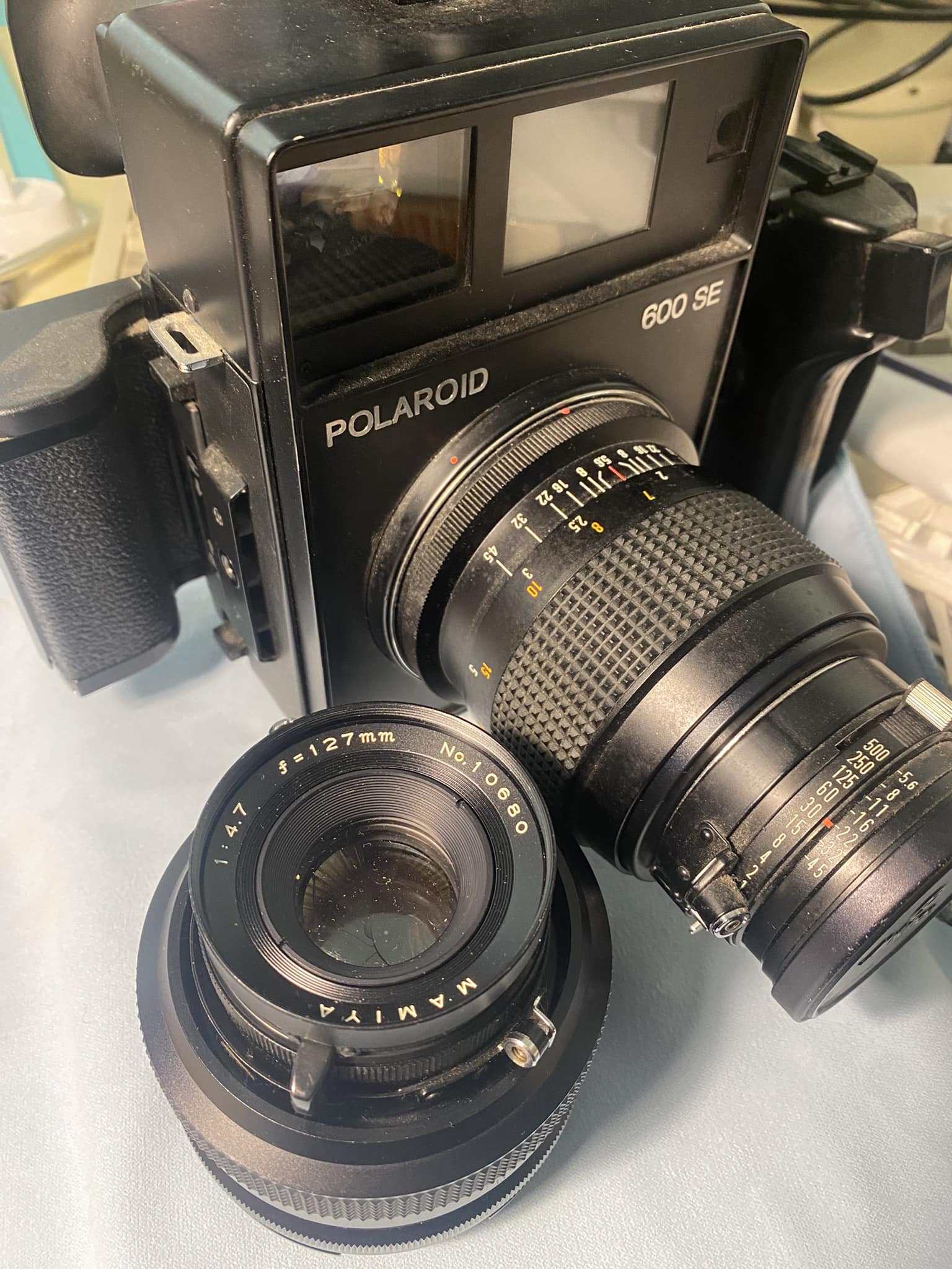 Polaroid 600SE and Mamiya 127mm f/4.7
