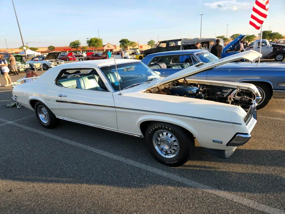 Two Best in Show cars tonight 8/8/22 1966 Corvette and 1969