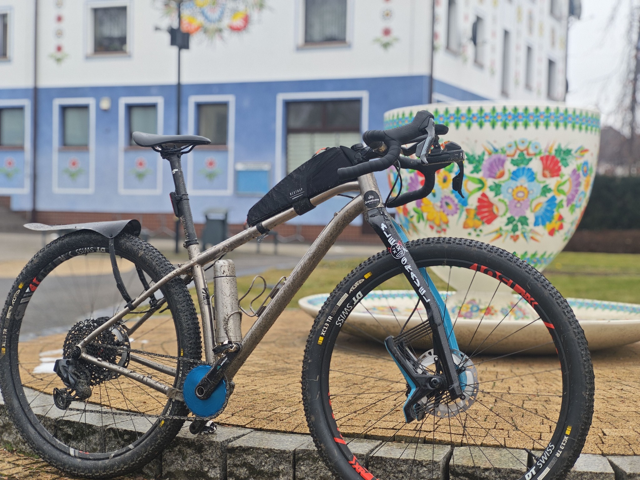 Ale Gravel titanium bike with Lauf fork and SRAM Rival