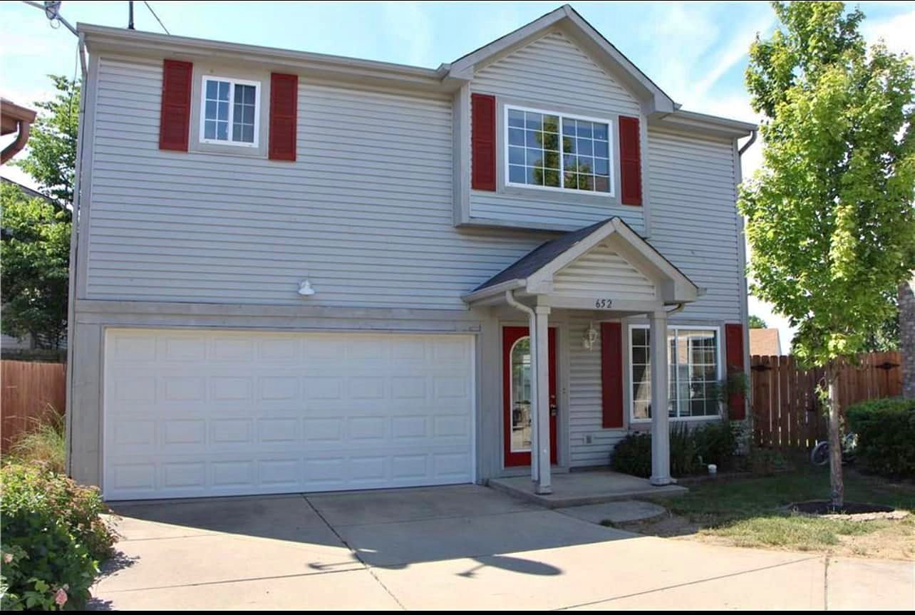 3 Beds 2.5 Baths House Property Rentals Greenwood, Indiana