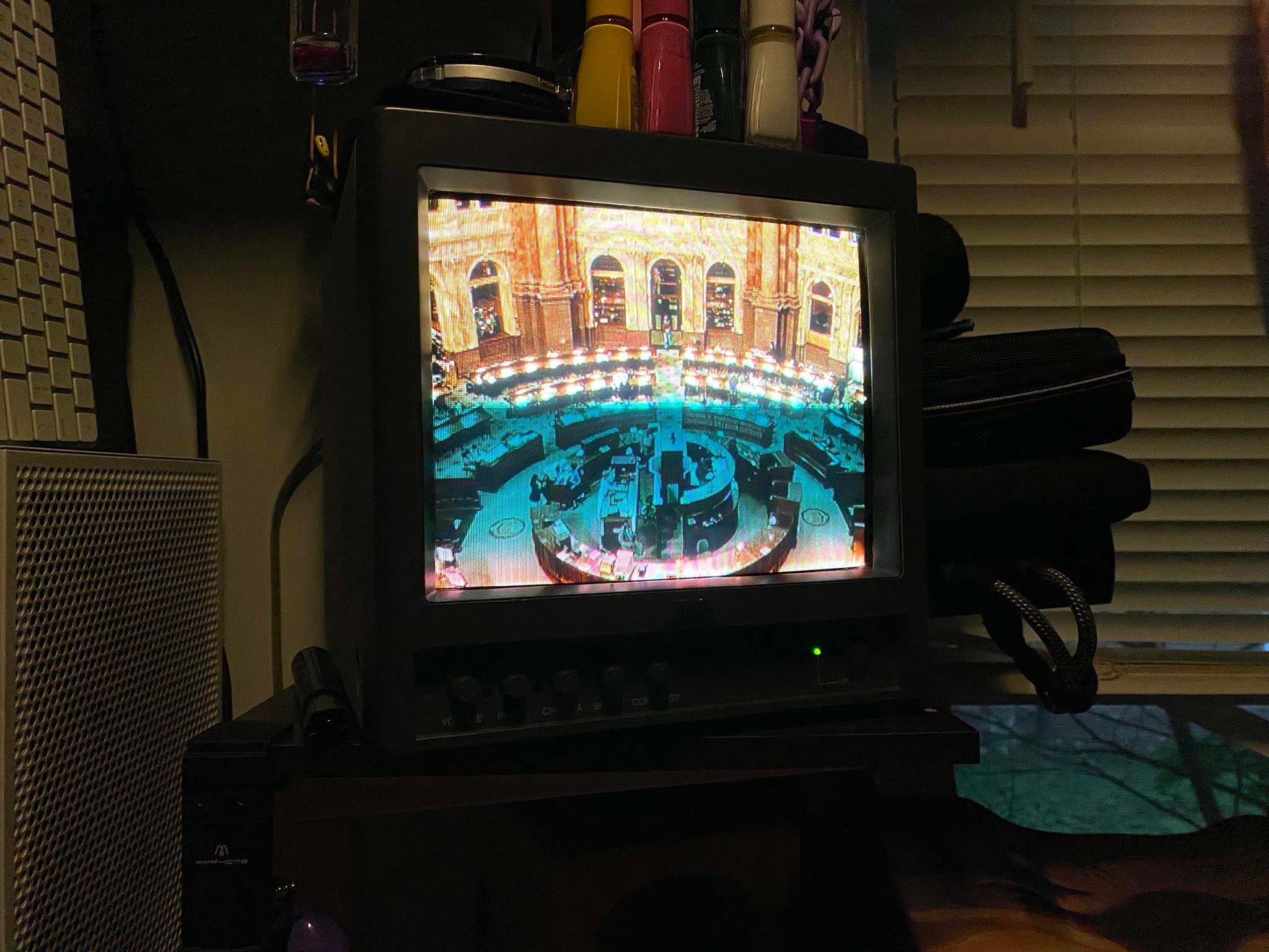 Here is my little Panasonic CRT monitor, making sweet love with