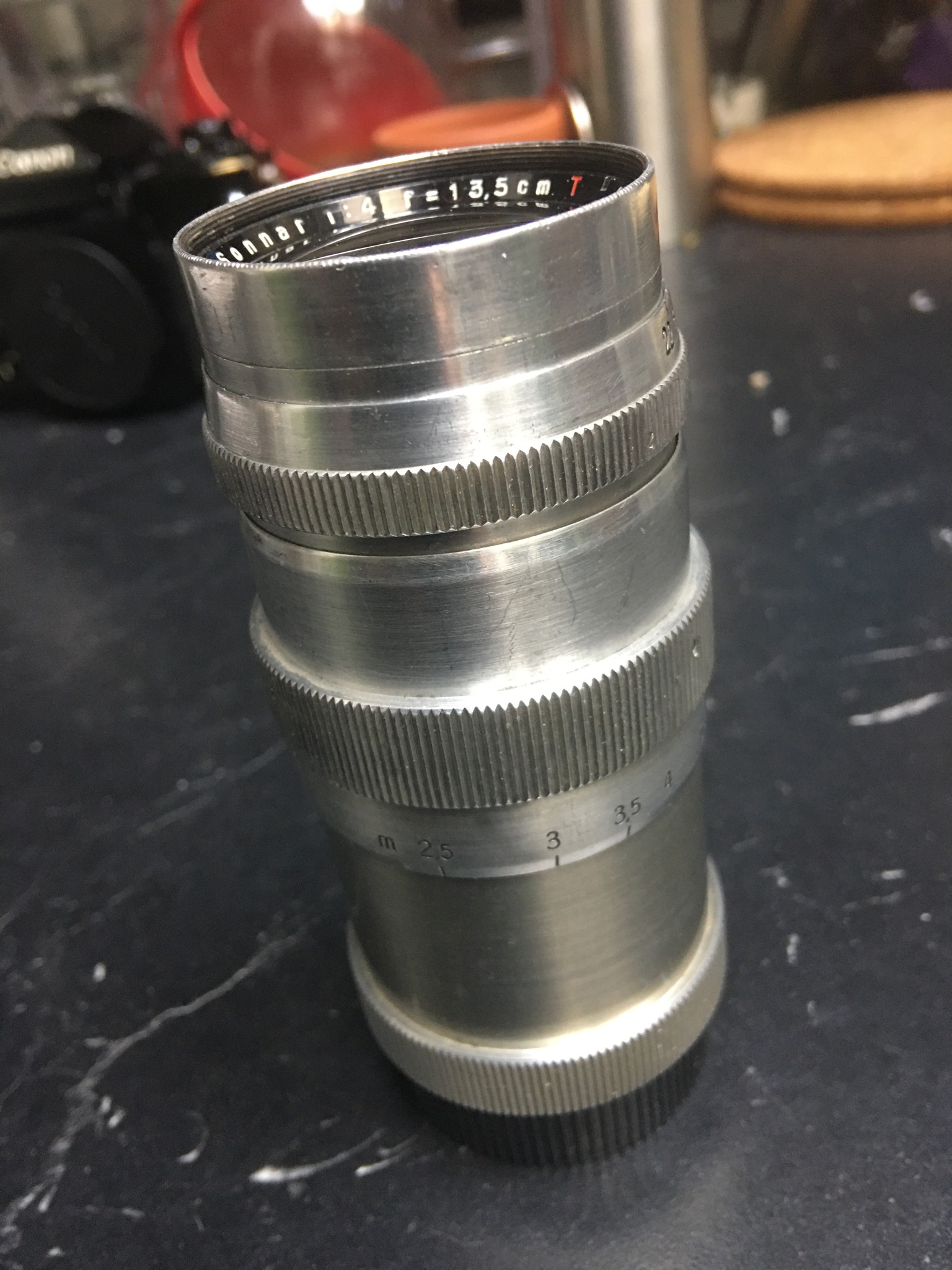 What mount is this Zeiss Sonnar 135mm f4 lens?