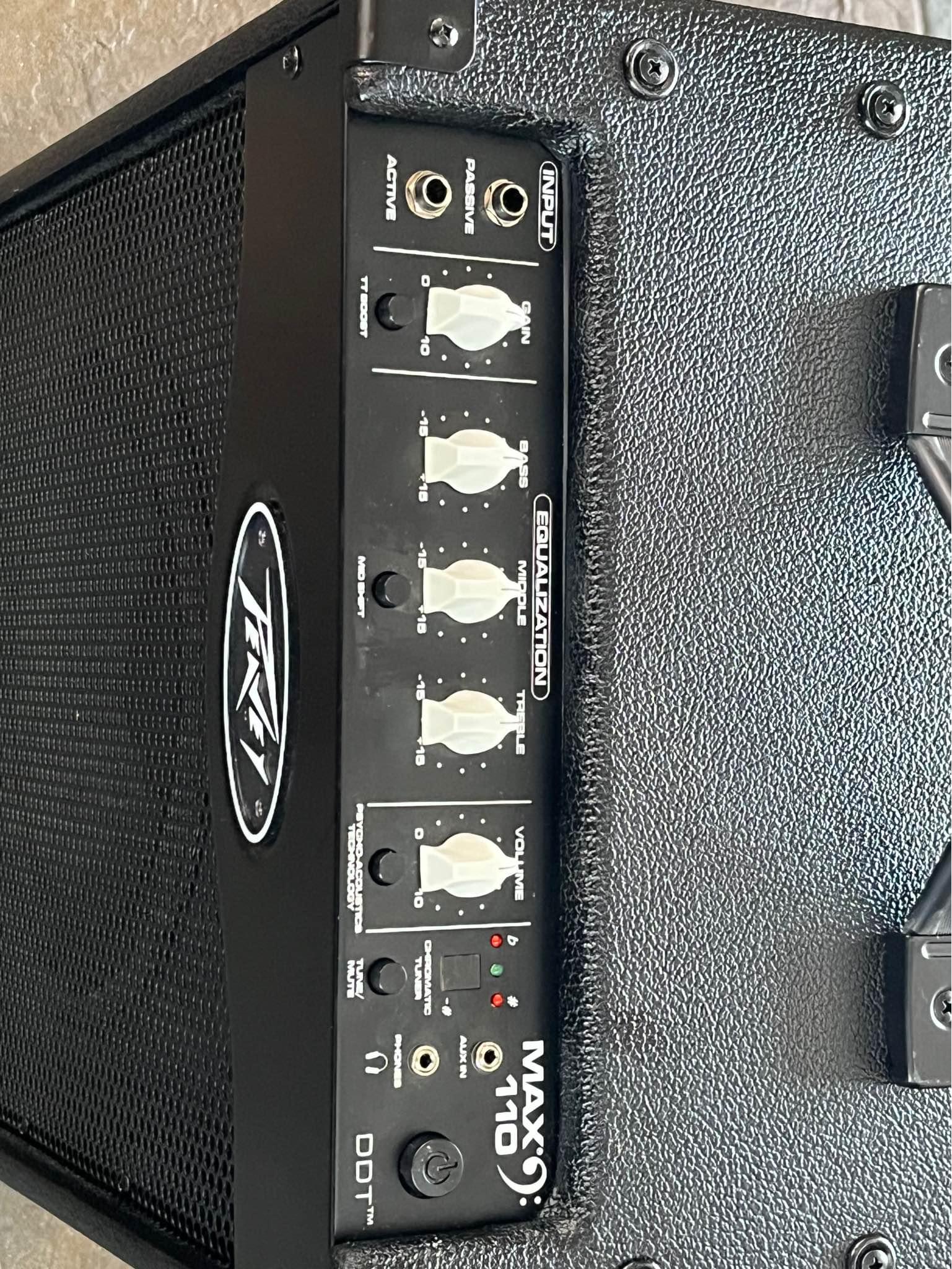 ベース PEAVEY T-MAX TWO CHANNEL BASS SYSTEM Used Peavey T-Max Bass