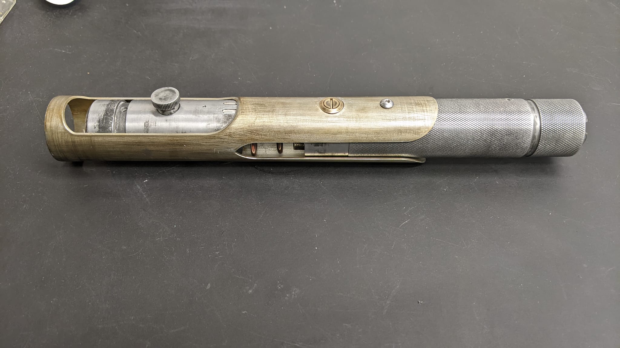 The Found Spectre Saber【カスタムライトセーバー】