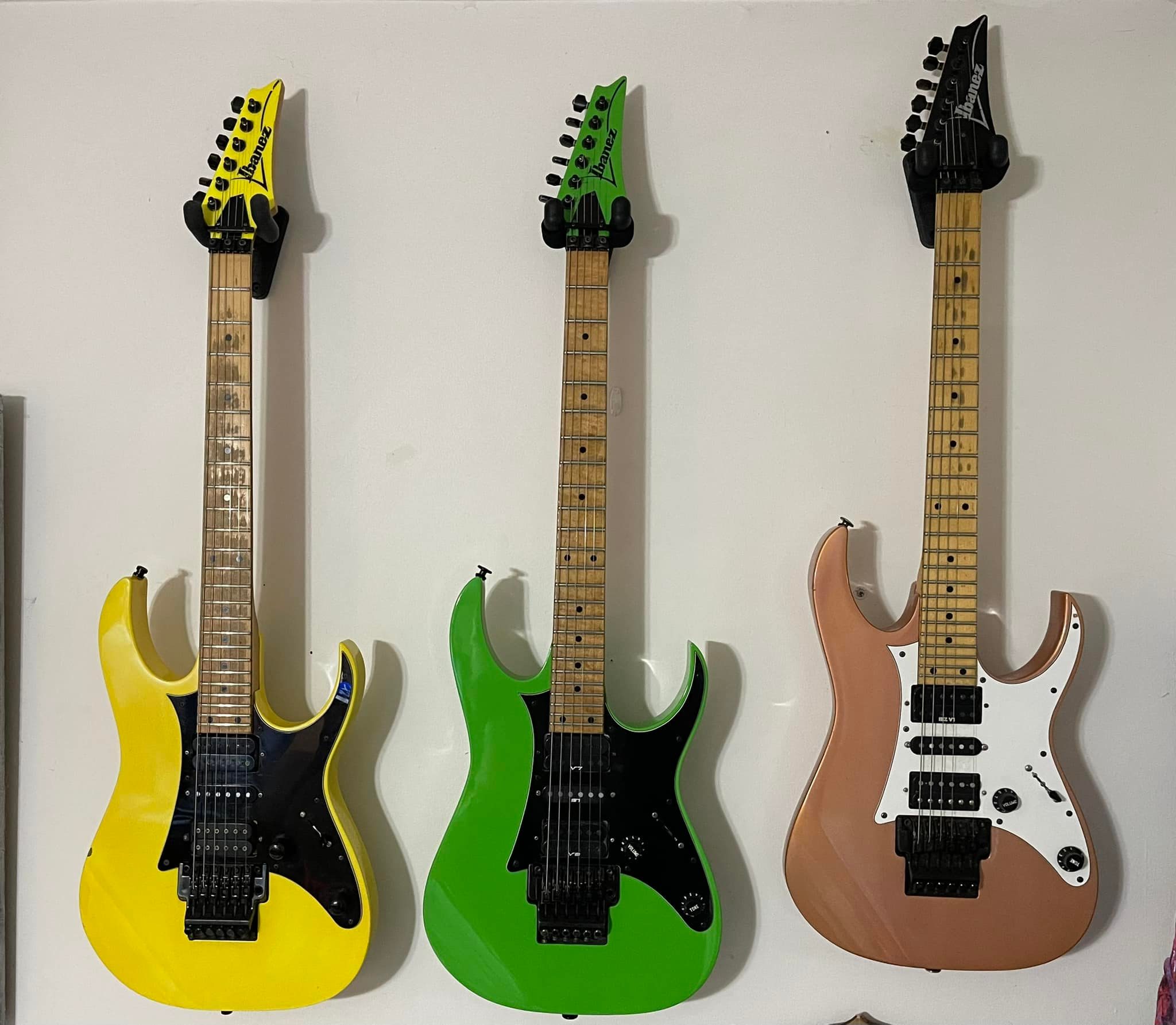 1987 Ibanez RG550 in desert yellow