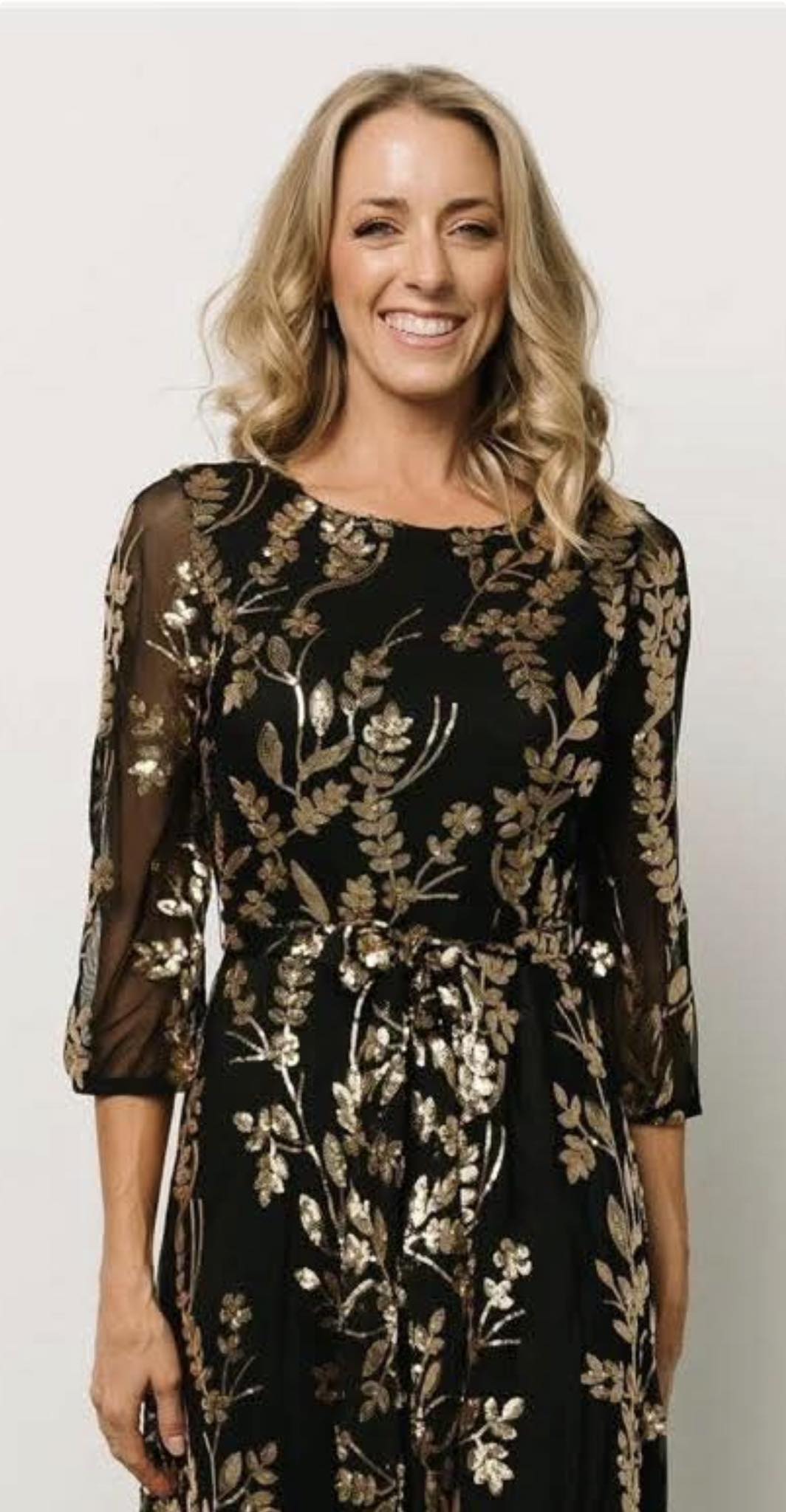 What jewelry to wear with a red carpet dress?