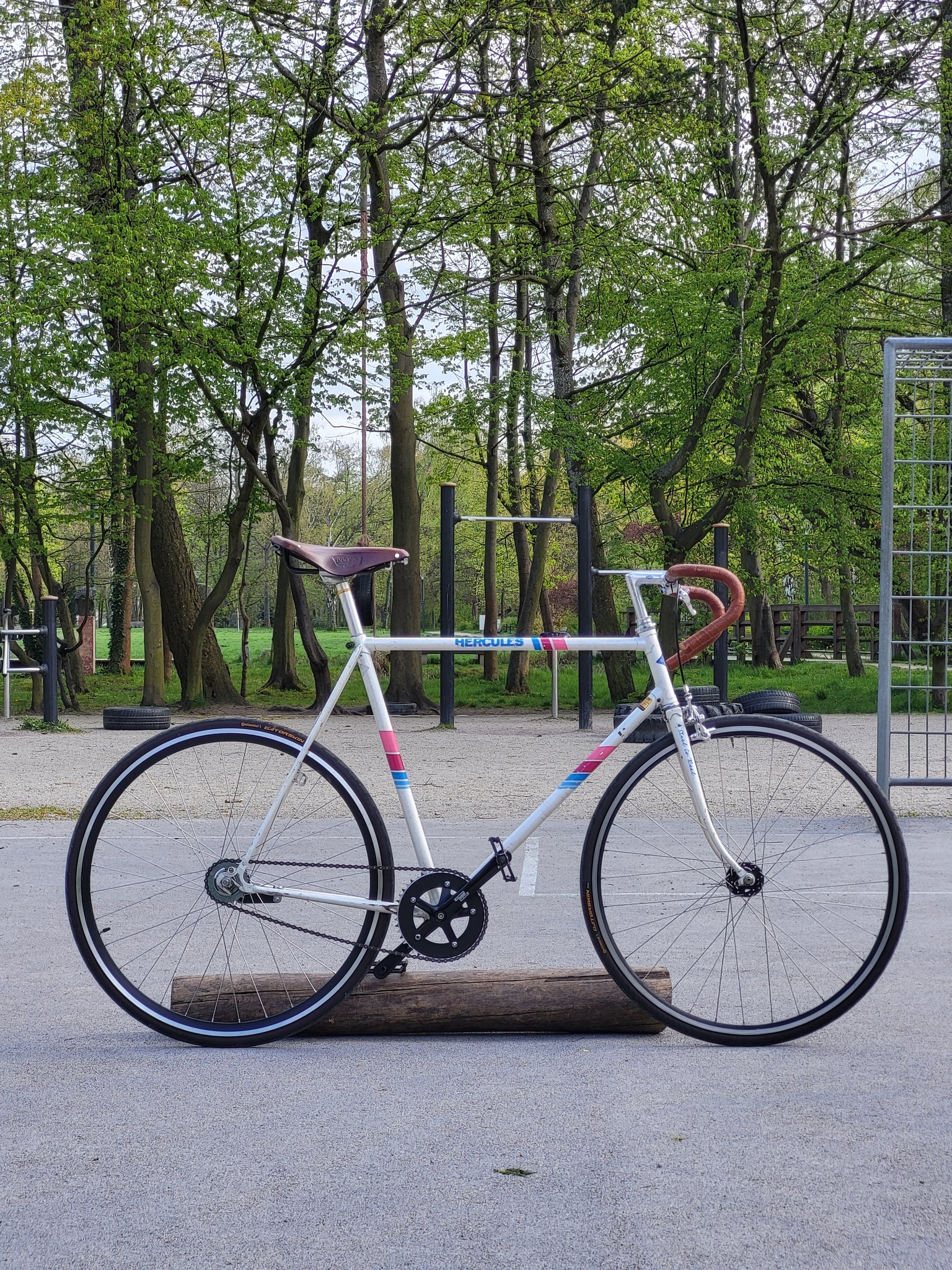 metal gear solid 1 rating Fahrradanhänger Kupplung,MoreChioce Fahrrad Anhängerkupplung american_manufacturing Color:X4-Black-Silver