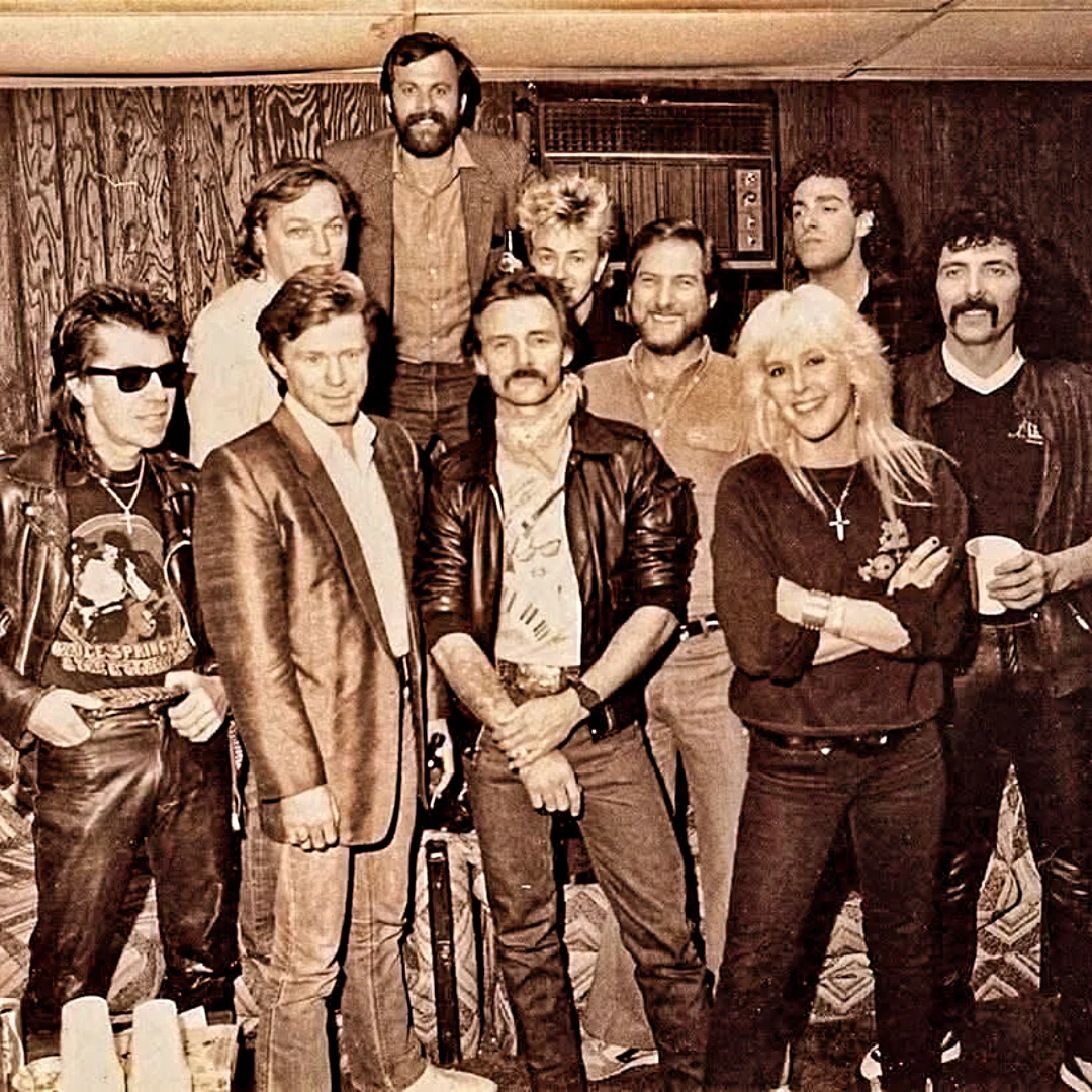 All star lineup of Steve Cropper, Brian Setzer, Link Wray, Dickey
