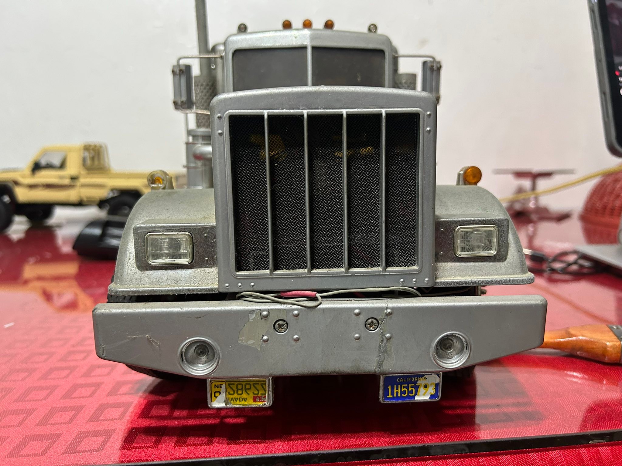 Restoring 1996 Tamiya King Hauler Metallic Edition