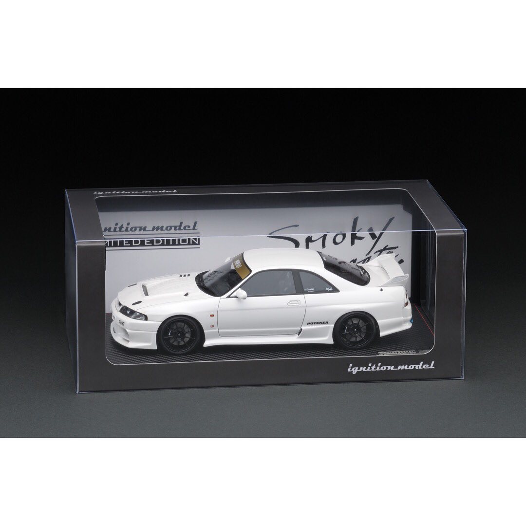 ignition model IG1924 1/18 Scale Top Secret GT-R (BCNR33) White