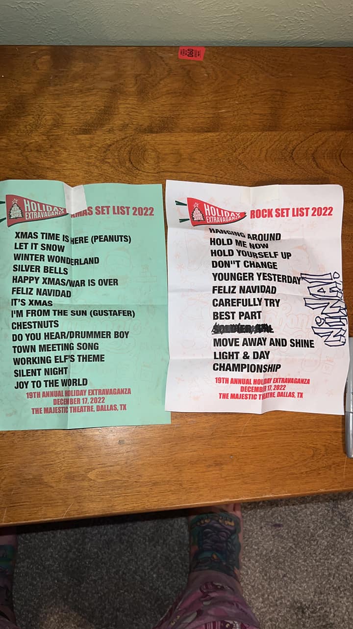 partyhardcore green dress Set lists for the Xmas and Rock sets. Rock set included “Got Down to the Soul” at the end 4th_July_26