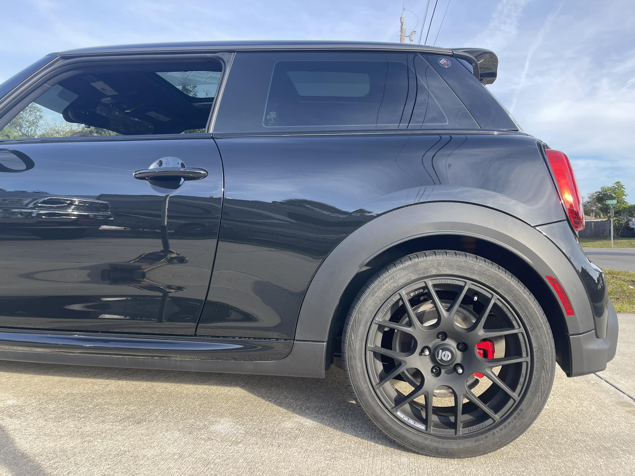 Sparco Pro Corsa 17x7.5 et48 fitment on F56 JCW?