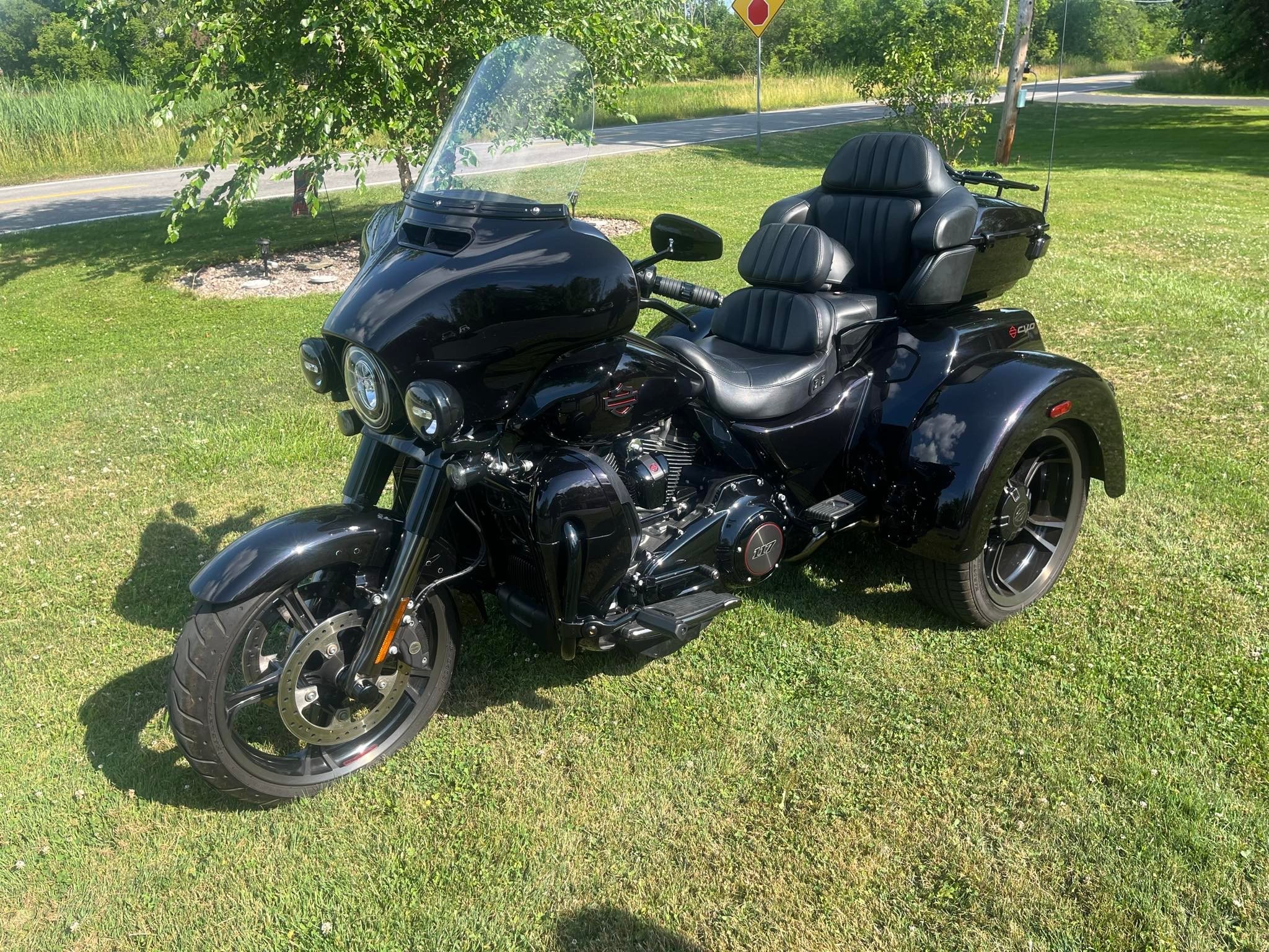 Price dropped to 65k Still in excellent condition 63009911 c/w