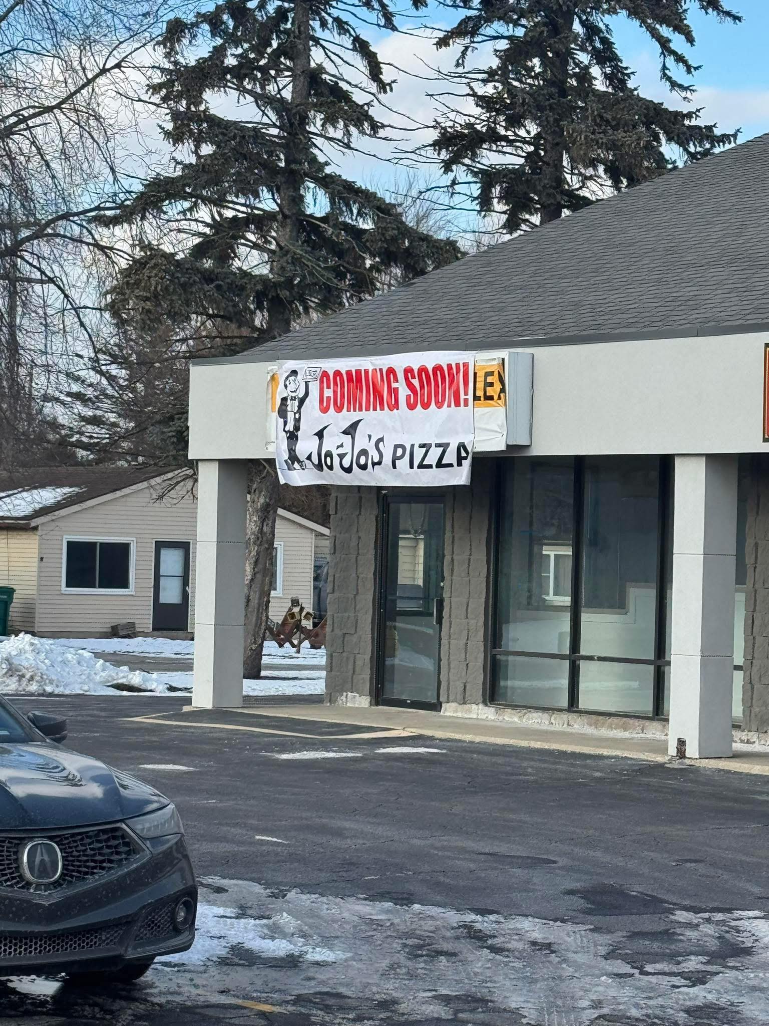 Jo-Jo's is going in on Woodville in the same plaza was Handmade