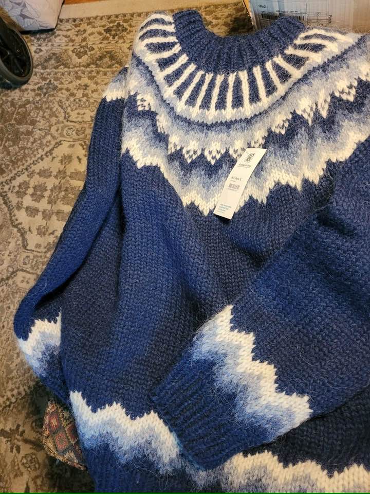 Icelandic Hand Knitting Association Sweaters and Shopping Experience