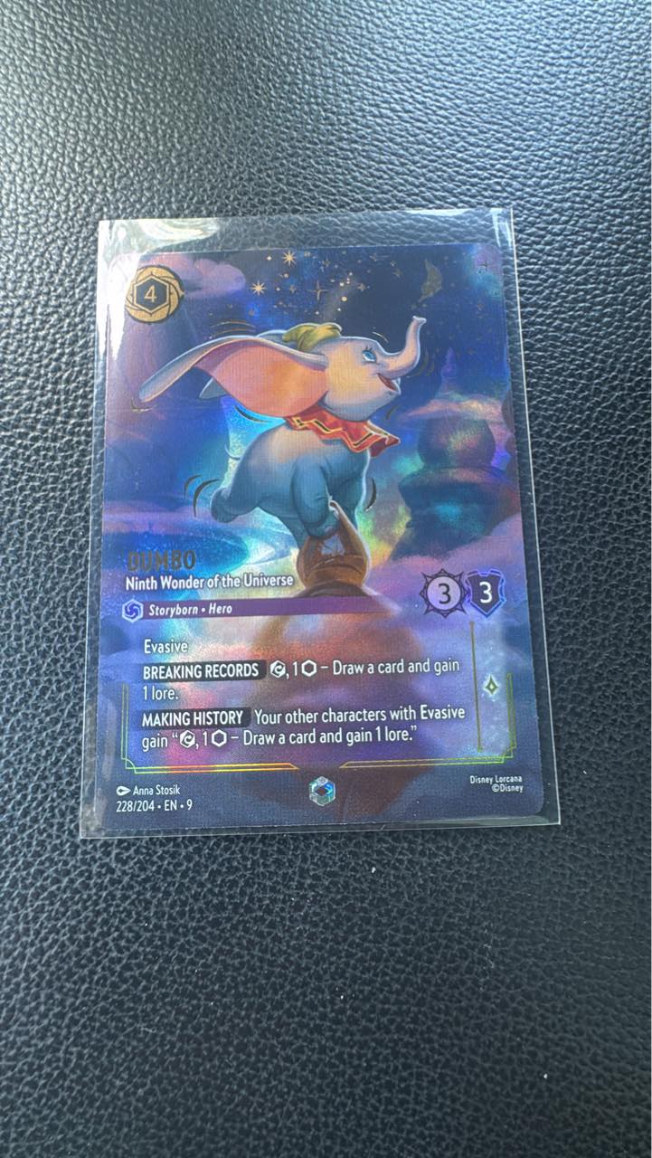 Finally pulled the last Dumbo I needed, and it's foil! 🤯