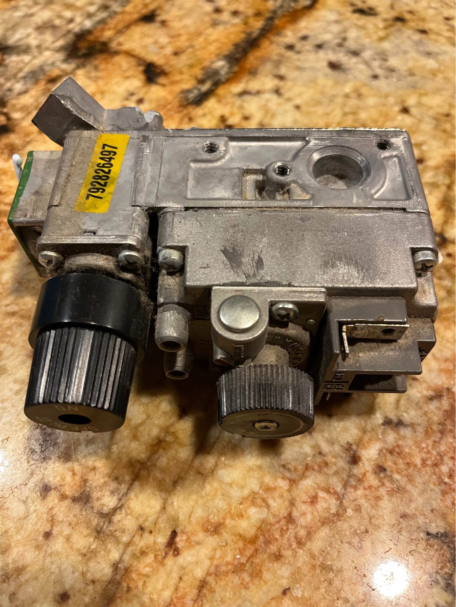 Quadrafire Gas Valve Millivolt NG – Sharptek Supply 060-522 Replacement