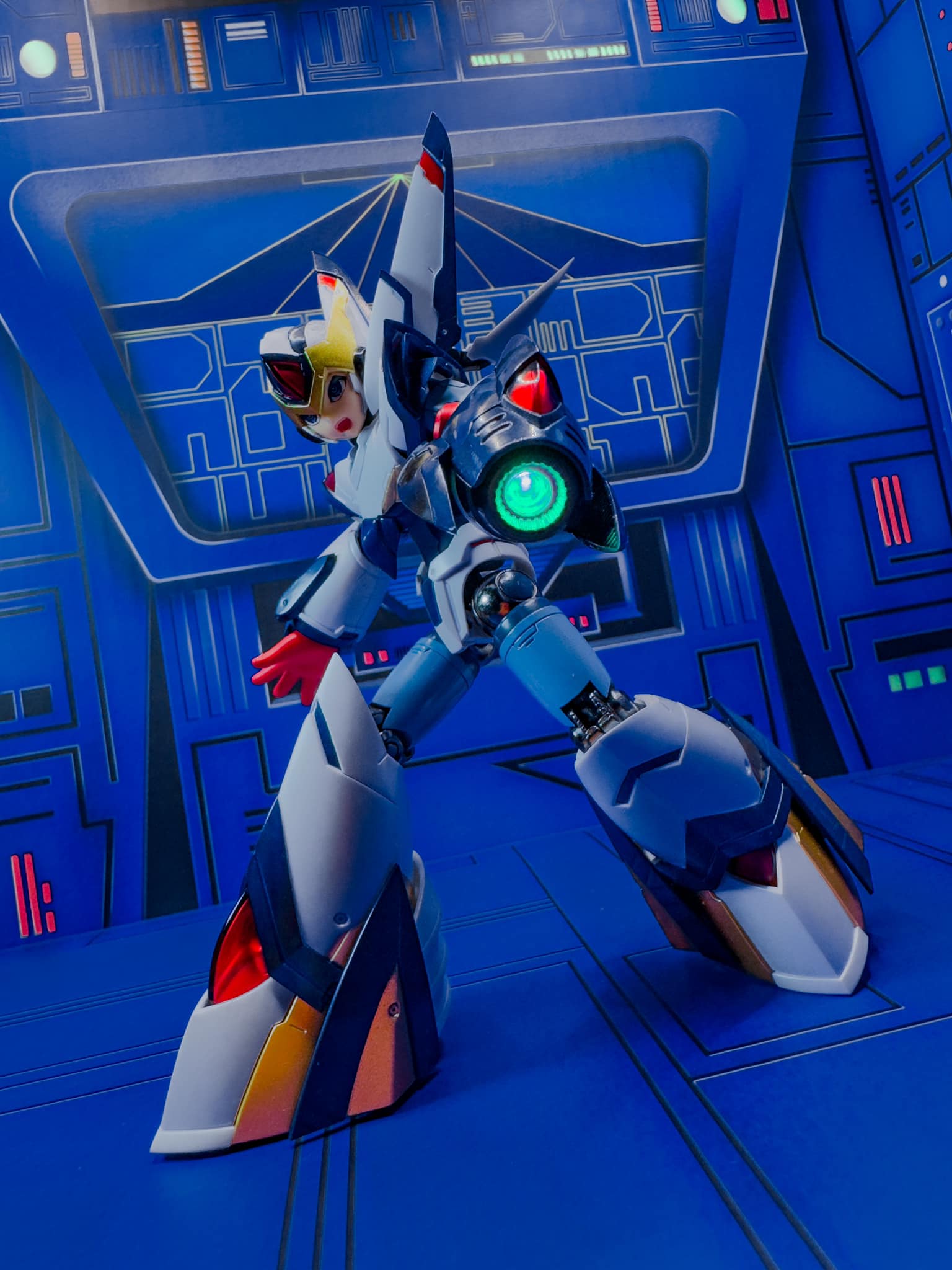 Riobot MegaMan X Falcon Armor