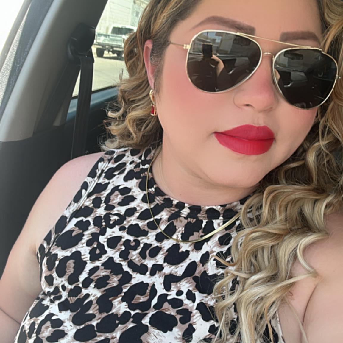 Mariana Ramirez - Mariana Ramirez updated her profile picture.