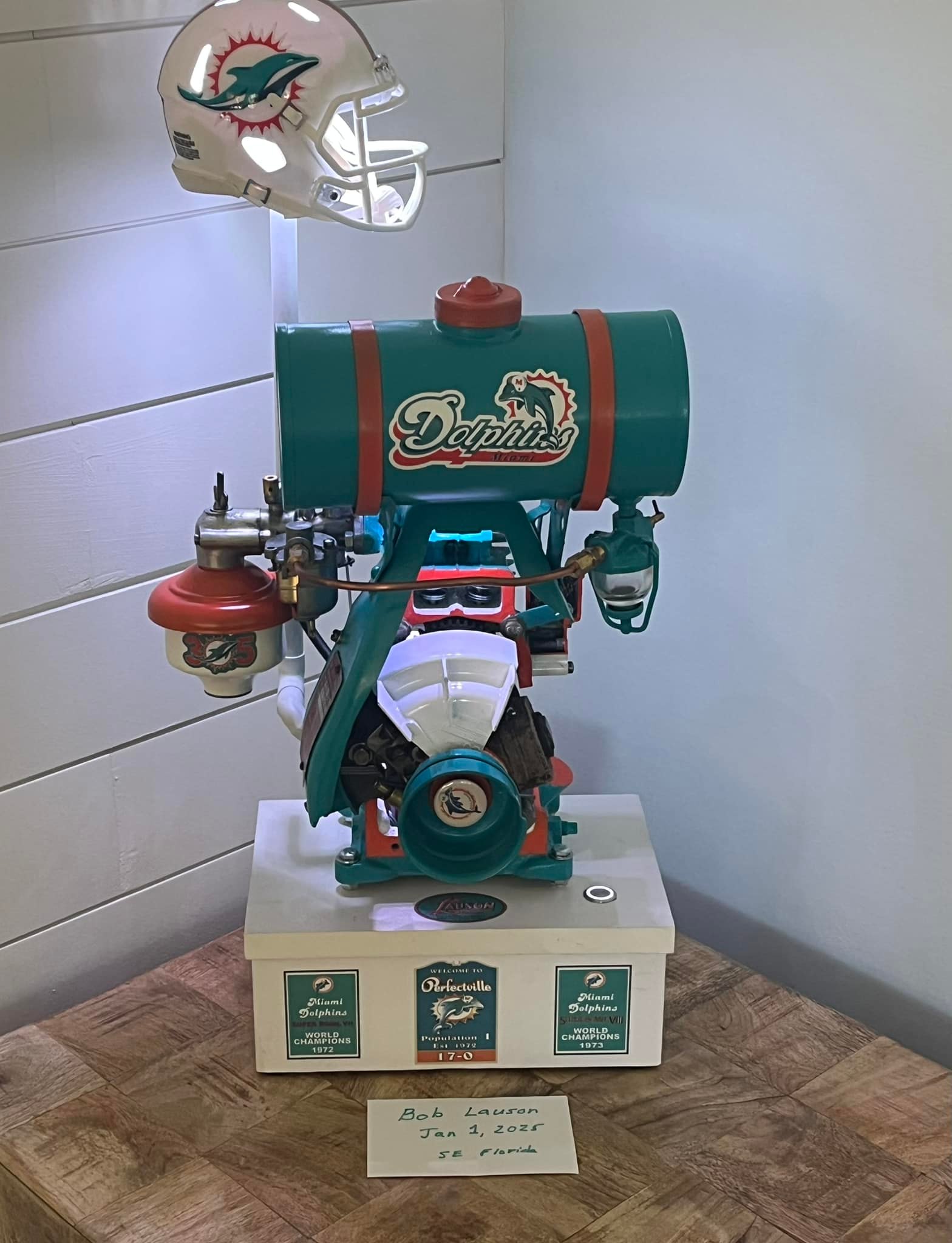 dolphins football helmet lamp Vintage Riddell TK2 Miami Paul Warfield  WESTBROOKSPORTSCARDS Glowing with pride for your favorite football team NFL Miami Dolphins Official Metal