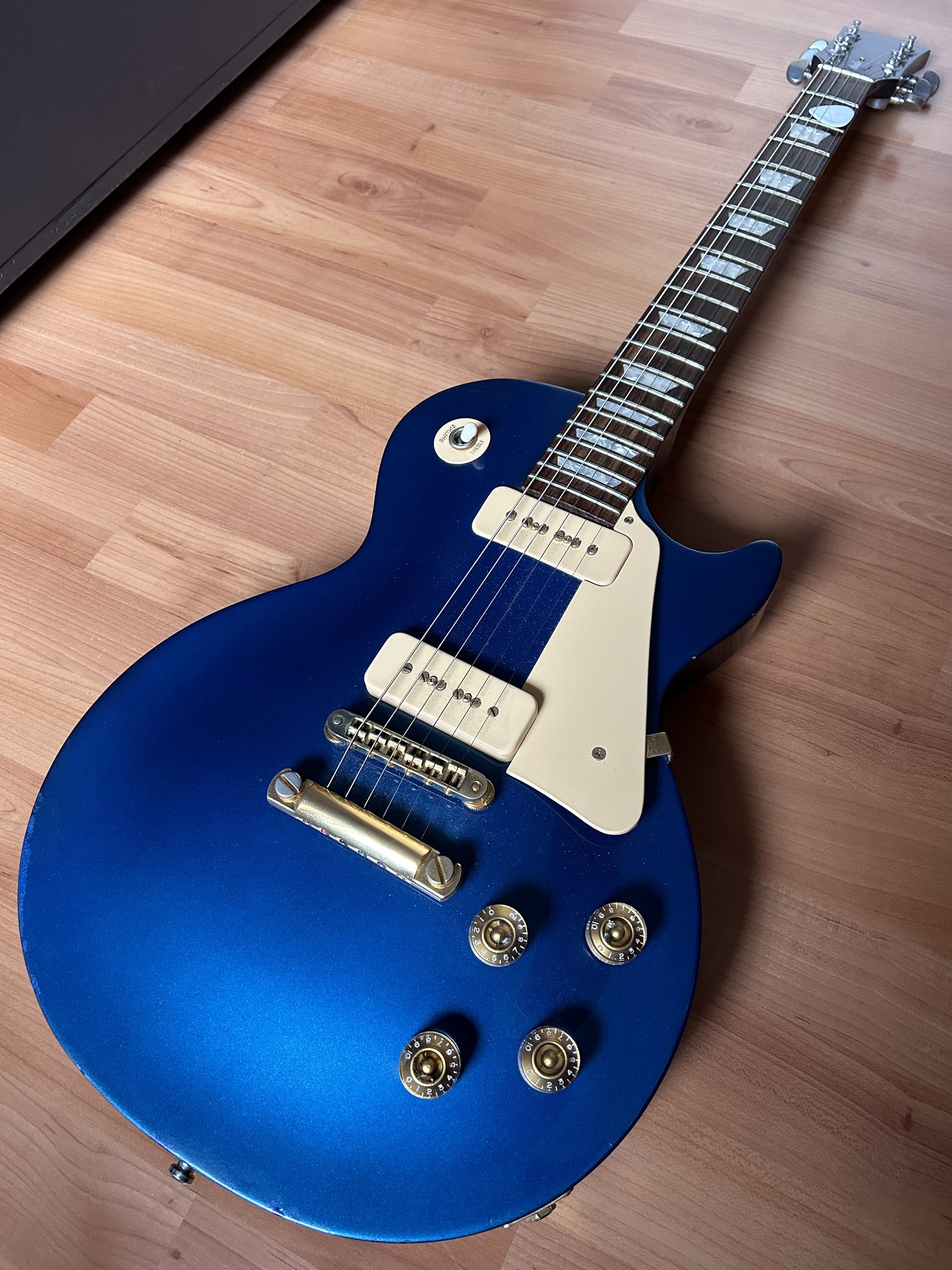 1997 Gibson Les Paul Studio Gem Series Amethyst guitar review