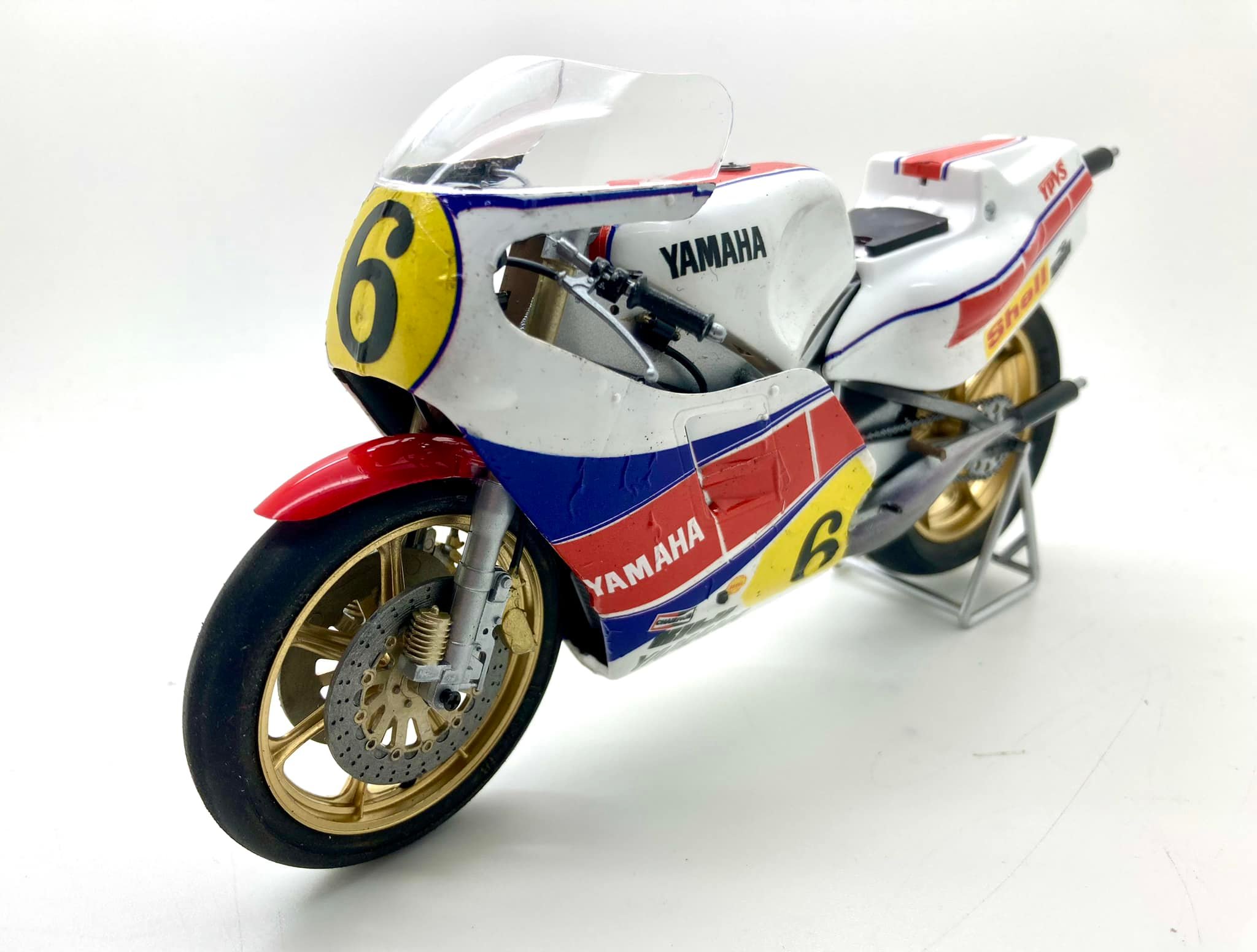 Tamiya 1/12th scale 2001 Yamaha YZr500 model