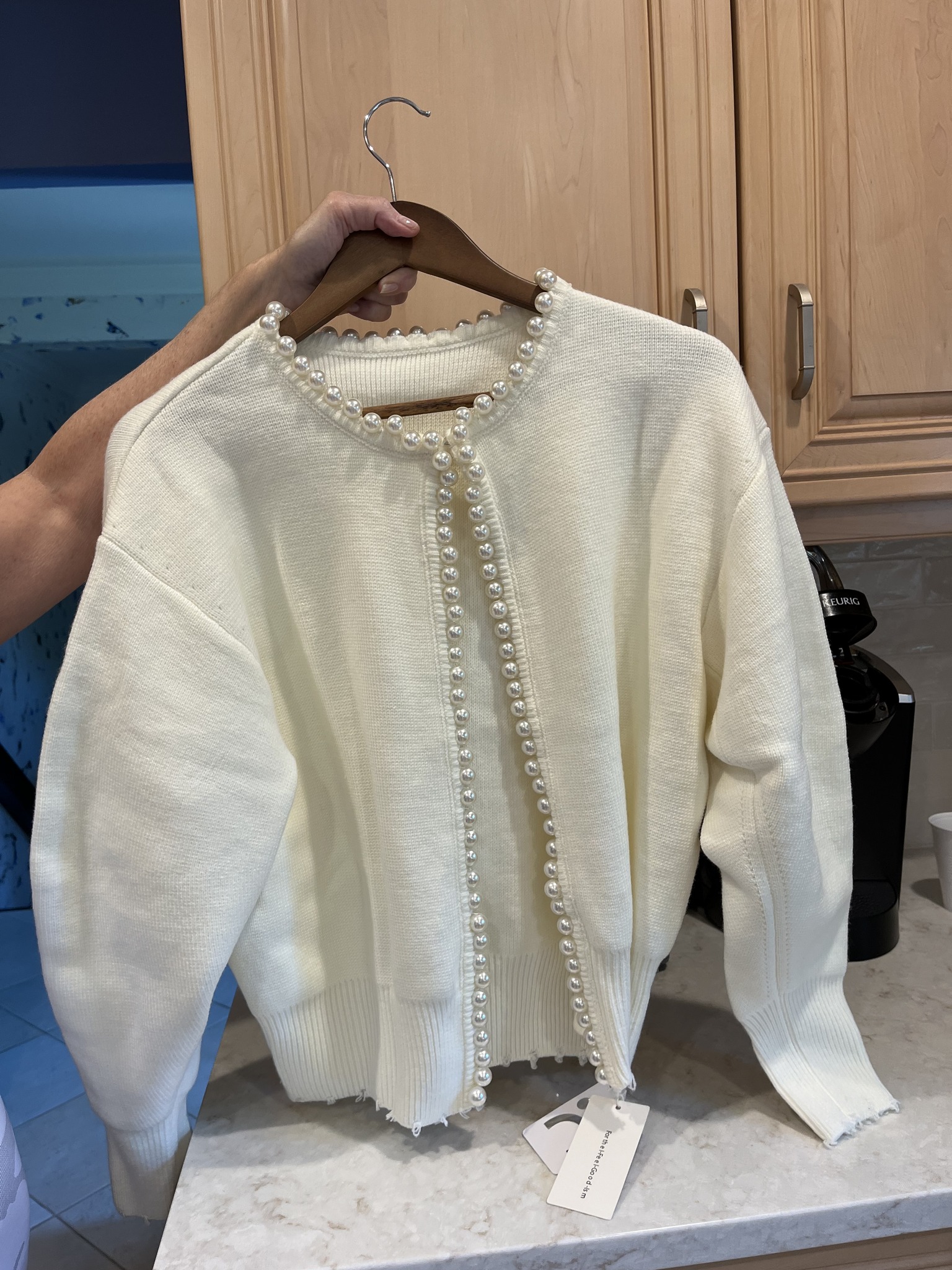 Soft knit sweaters for sale in Canada display picture 1