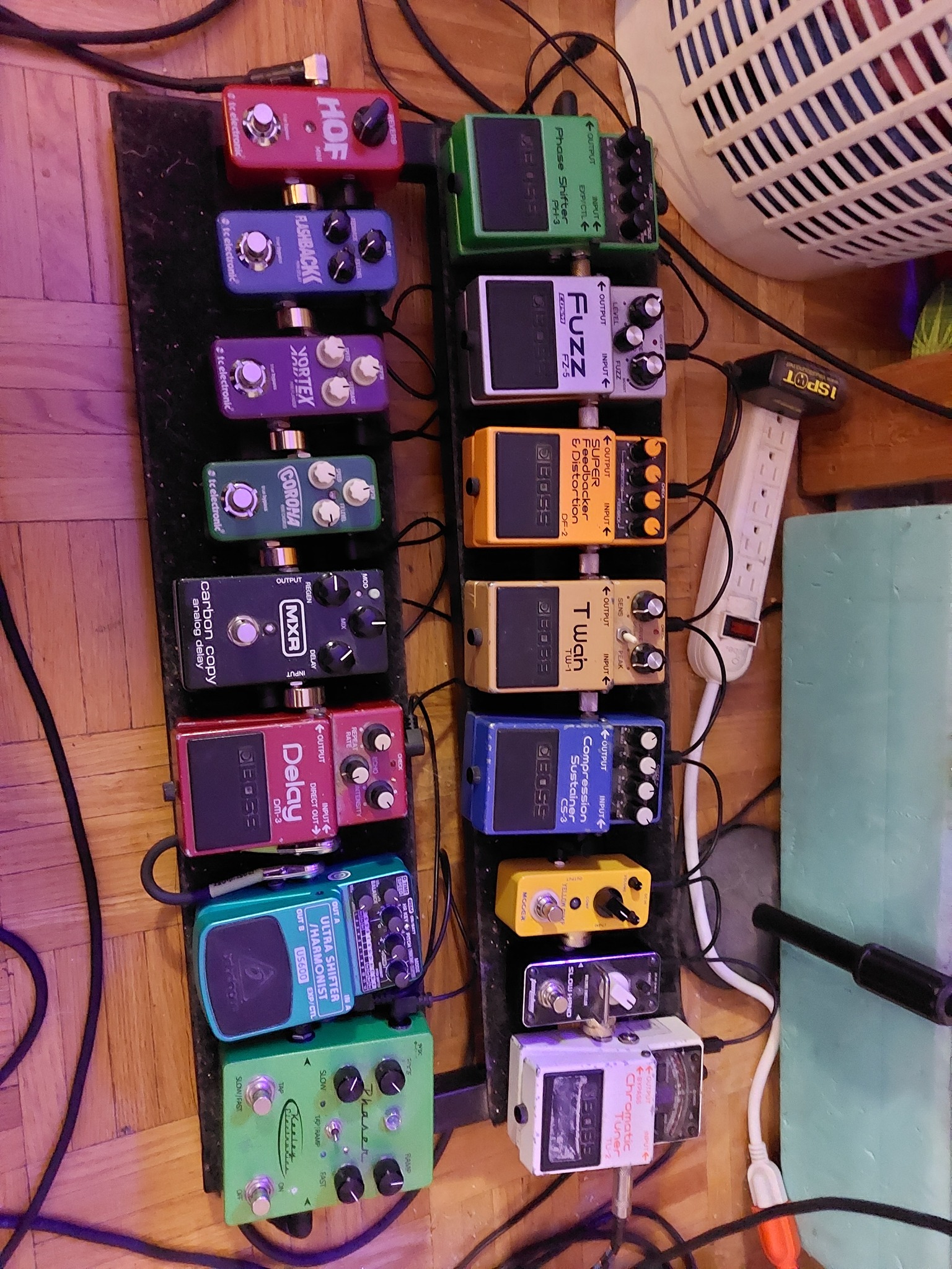 golden plexi 2 pedal Tone City Distortion [USED] AEW Full Gear 2023 PLU_79022 Farbe:Drained Green