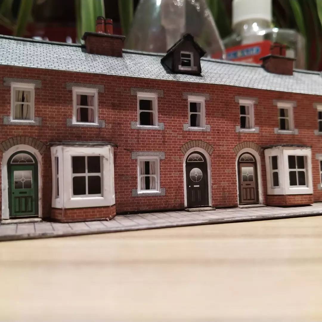 OO GAUGE BUILDING Town Style Card Low Relief 1/76 Scale for Model Railways C124 £7.50 - PicClick UK
