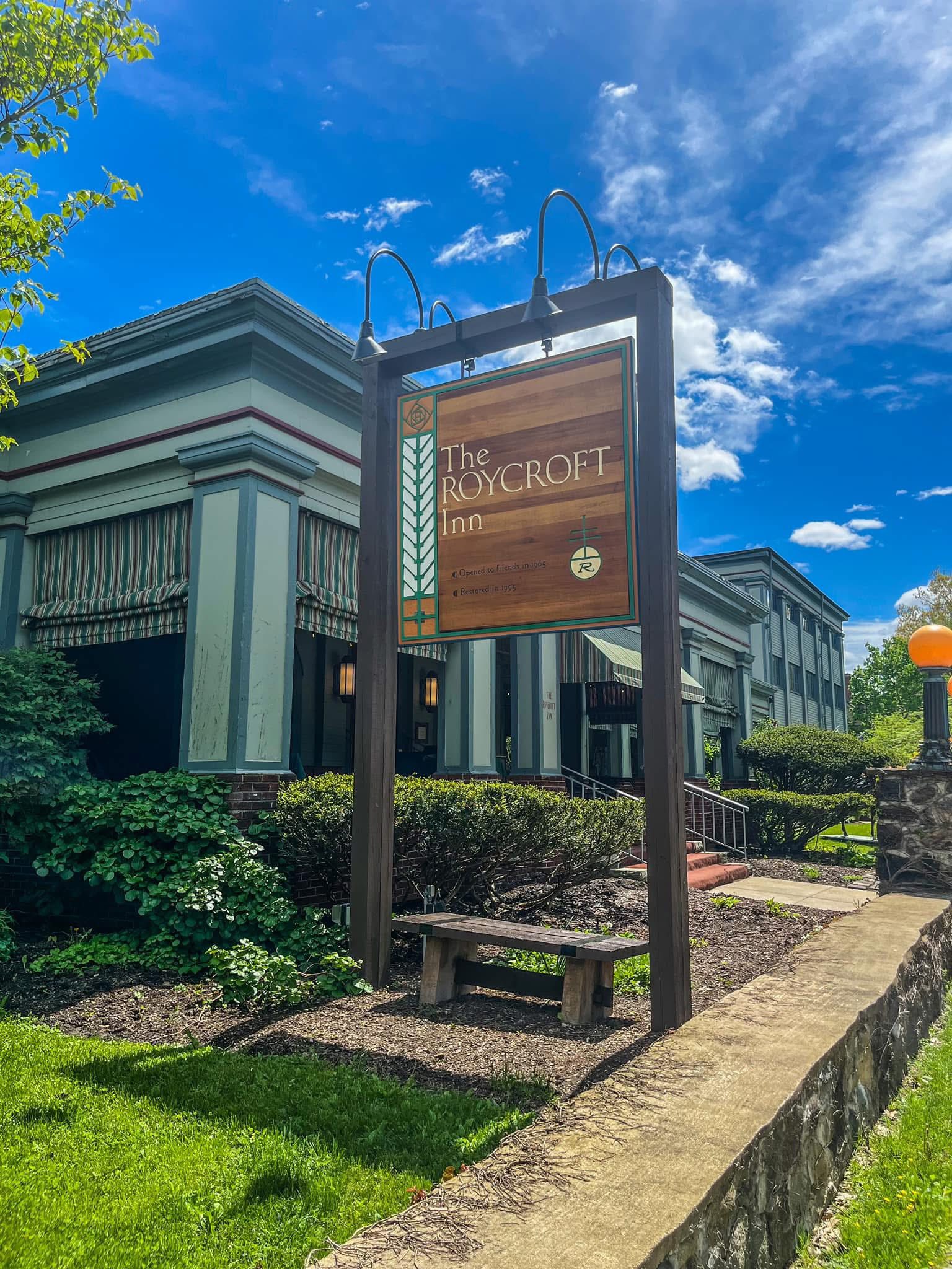 Batavia Area Foodies | The Roycroft Inn in East Aurora serves a great ...