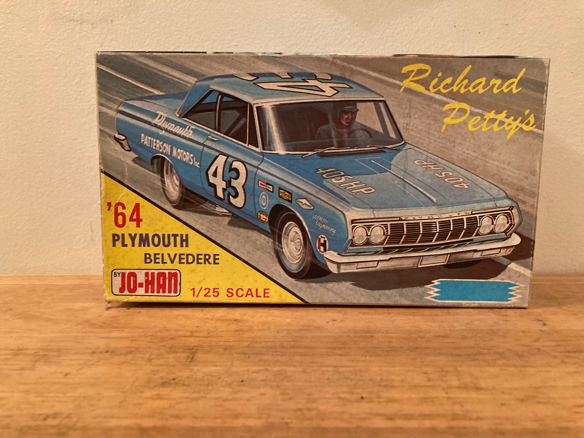 What is a fair price for vintage Jo-Han model car kits?