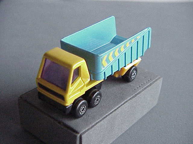 MATCHBOX 　No.68 Army Wireless Truck Army 　No.68 Wireless MATCHBOX Truck