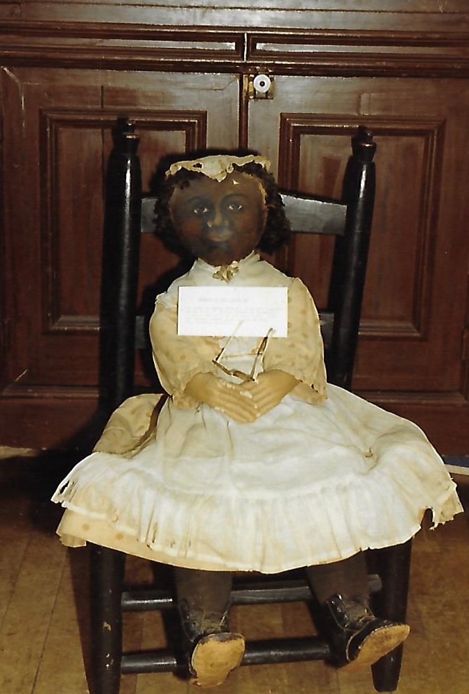 Does anyone know what happened to the doll house museum?