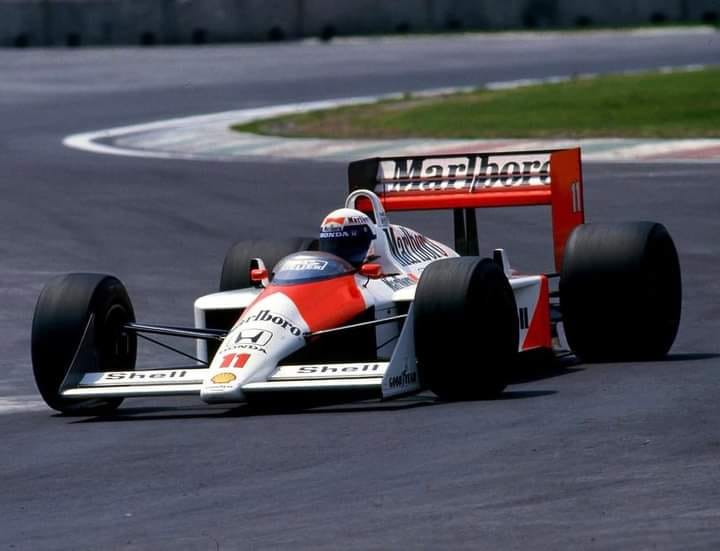 Ayrton Senna (McLaren-Honda MP4/4), Canadian GP, 1988. @sennachampion