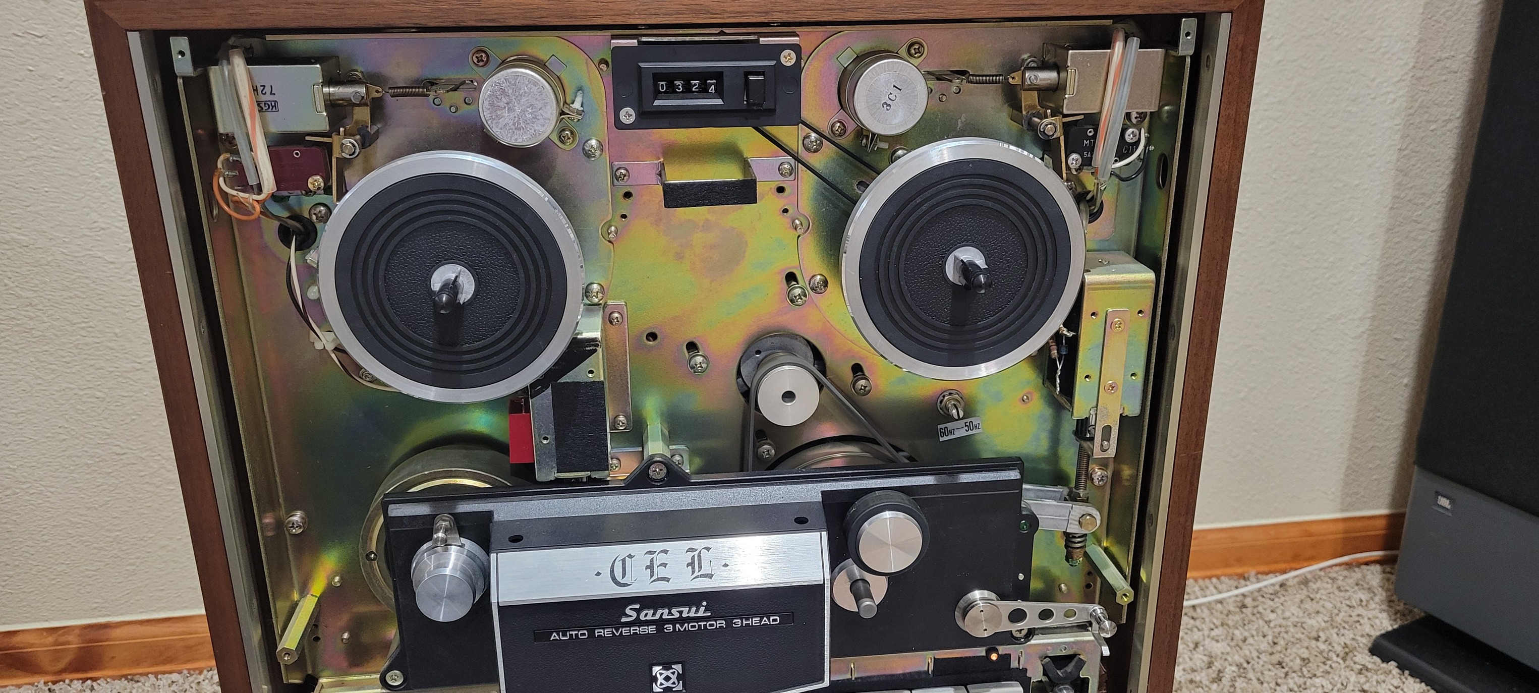 Why won't my Sansui QD-5500 play, fast forward, or rewind?