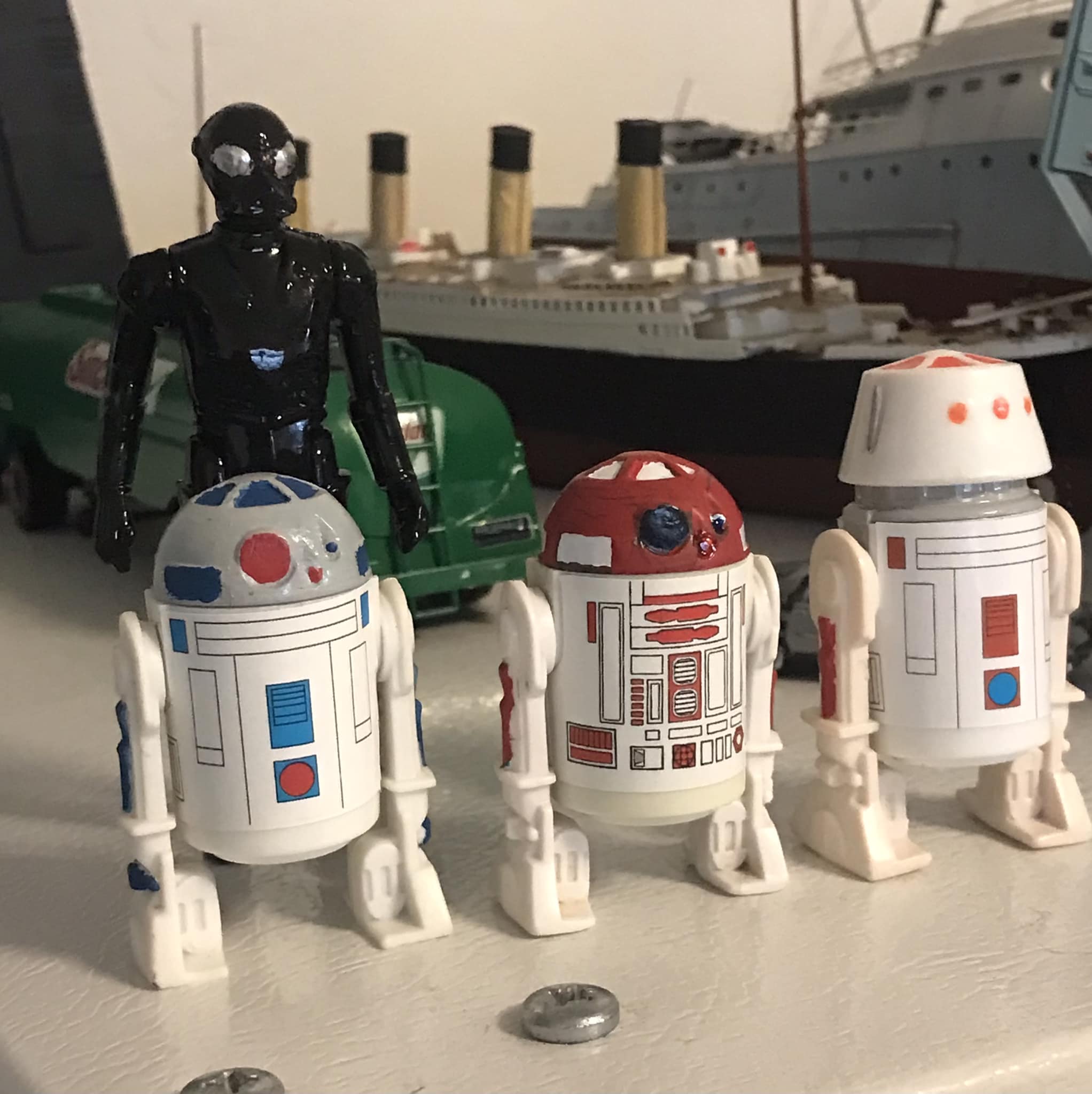 Star wars custom junkyard droids diorama