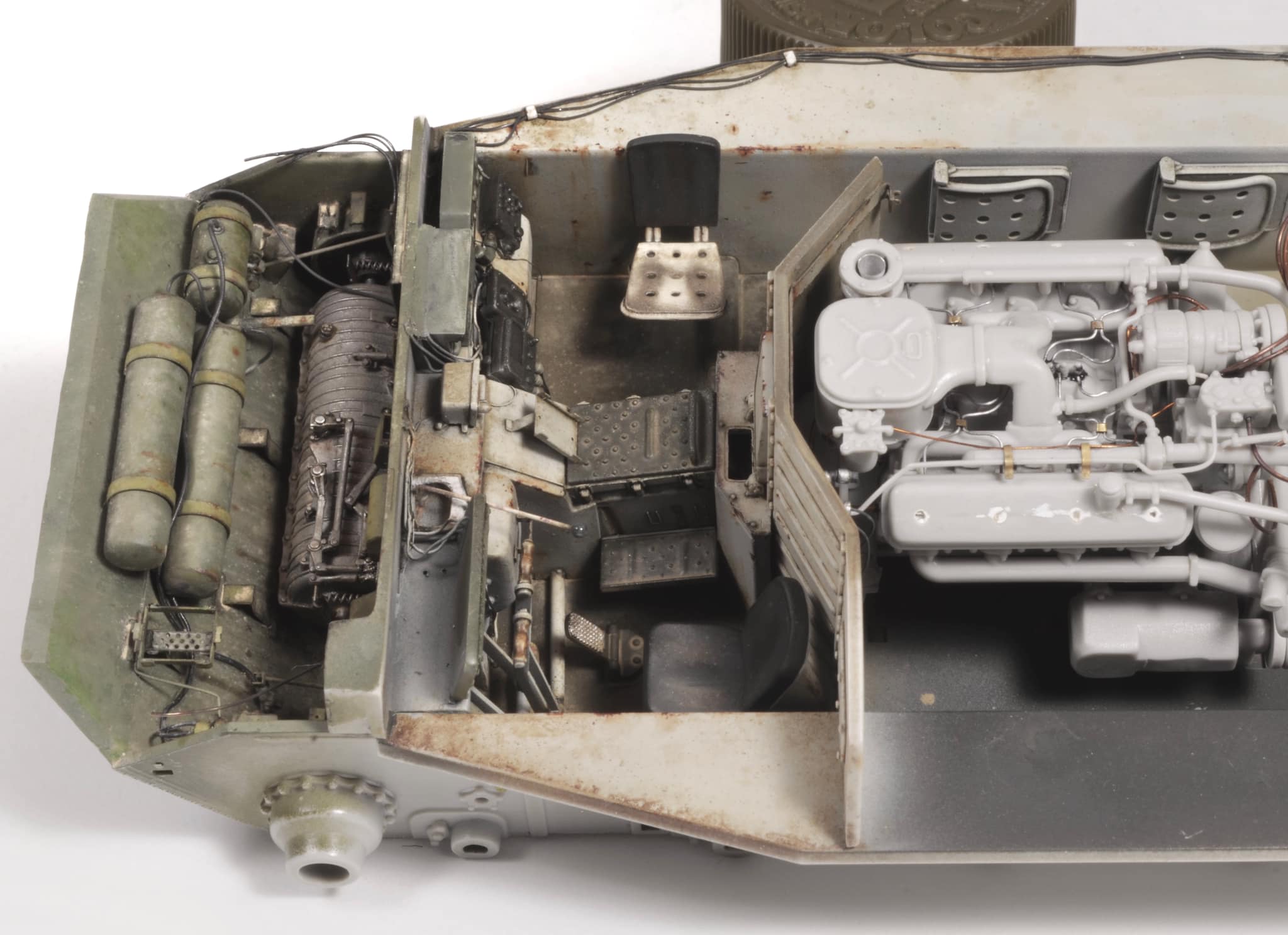その他 Trumpeter1/35 Soviet MT-LB Full interior Trumpeter mt-lb 1:35 interior model