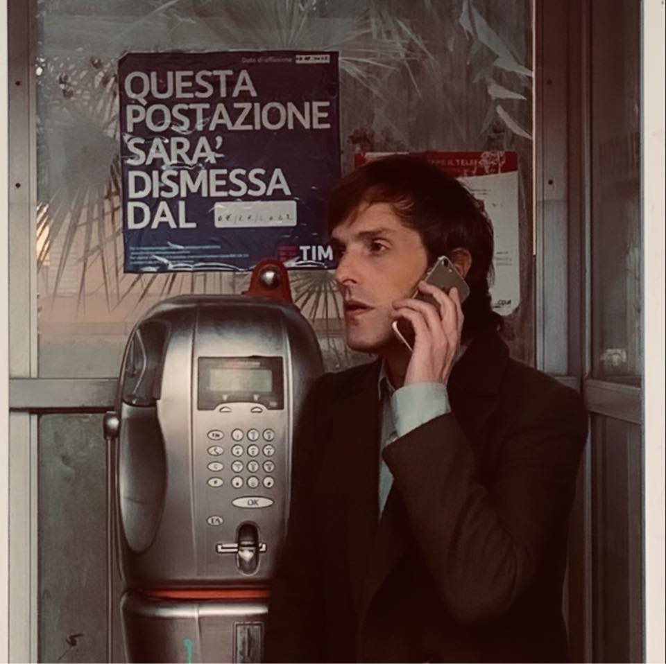 Codesta è l’intro di una vecchia canzone di… Chi la conosce vince nisba ...