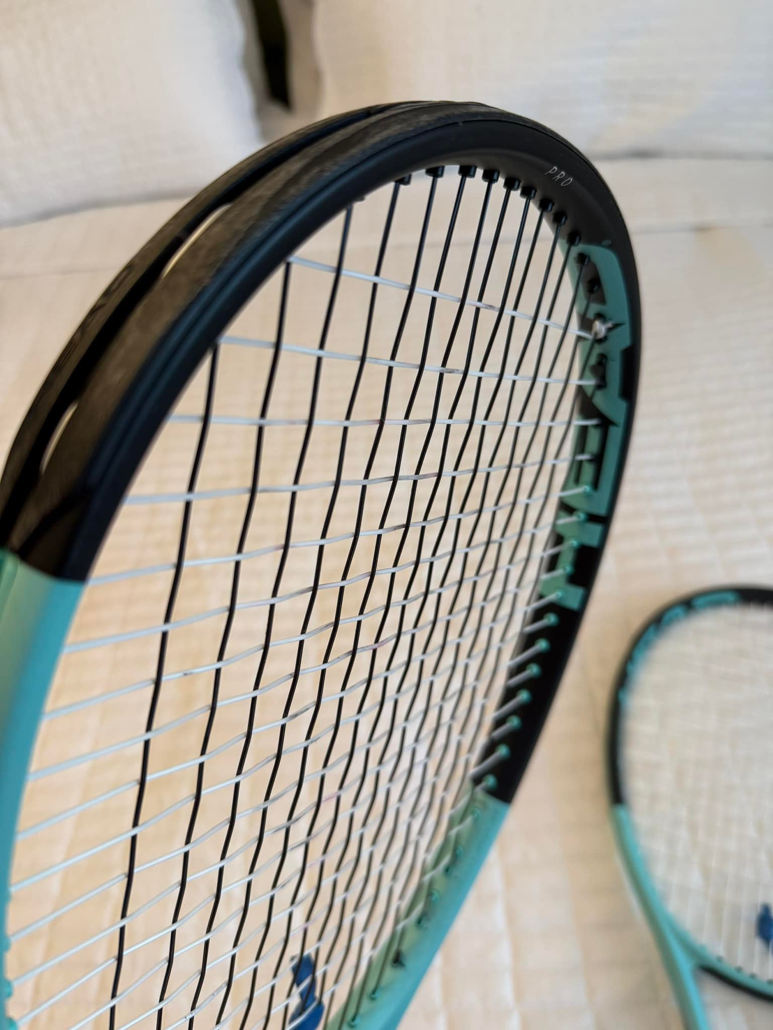 https://www.prostocktennis.com/collections/pro-stock/products/head 