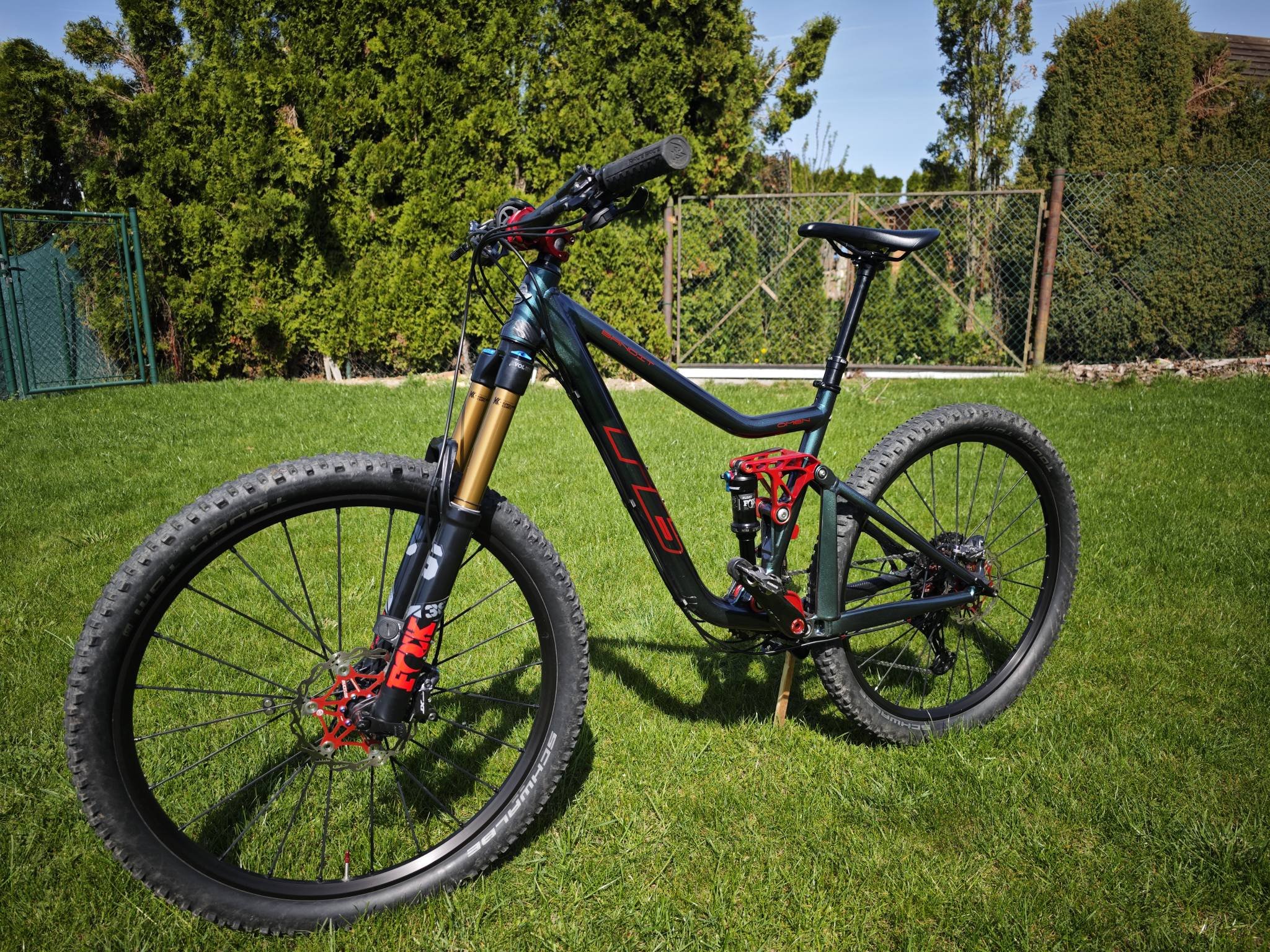 Some bike porn for you on a Thursday night. Courtesy of Gee Milner