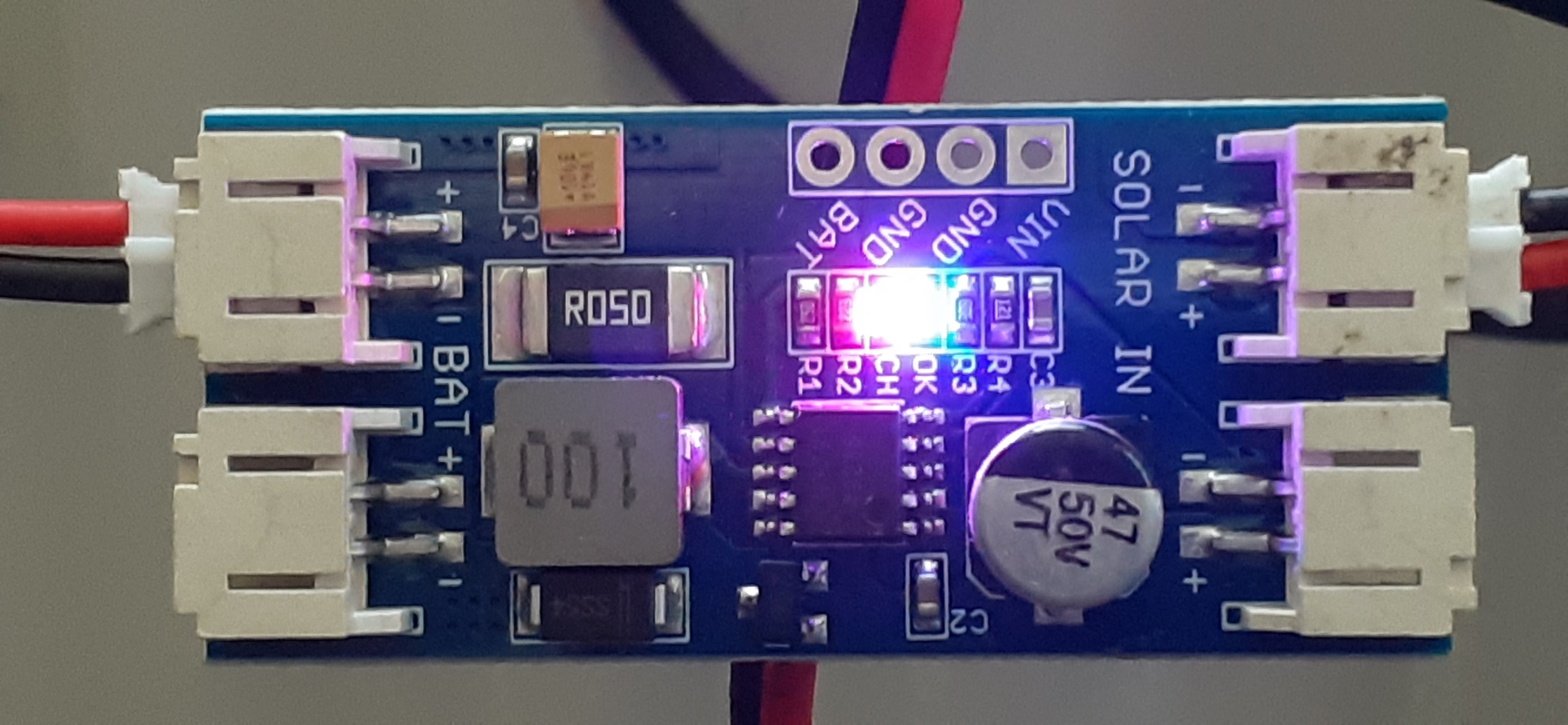How to use a CN3791 board with a Heltek V4 board for solar charging?