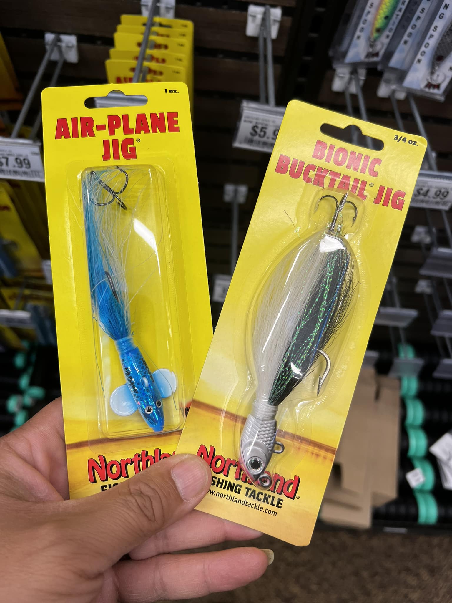fish wiper color lure EXAURAFELIS Topwater Surface Plopping Lure, Floating Rotating Tail Buzz Bait, Noisy Surface Disturbance Hard Fishing Lure, Lifelike Artificial Bait for Predator Game : Sports & Outdoors Change Fishing Lure Colors on